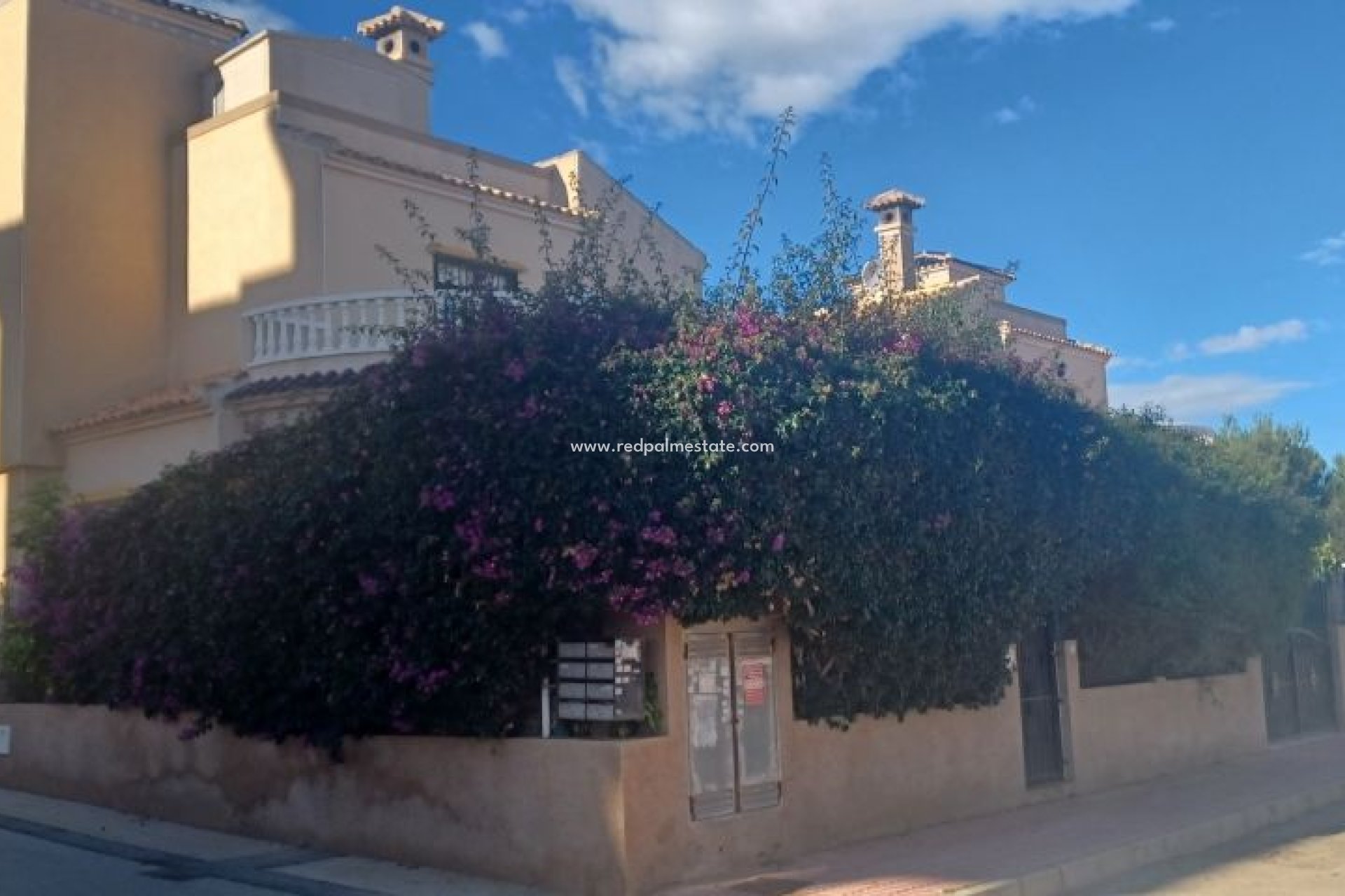 Återförsäljning - Fristående villa -
Orihuela Costa - Costa Blanca