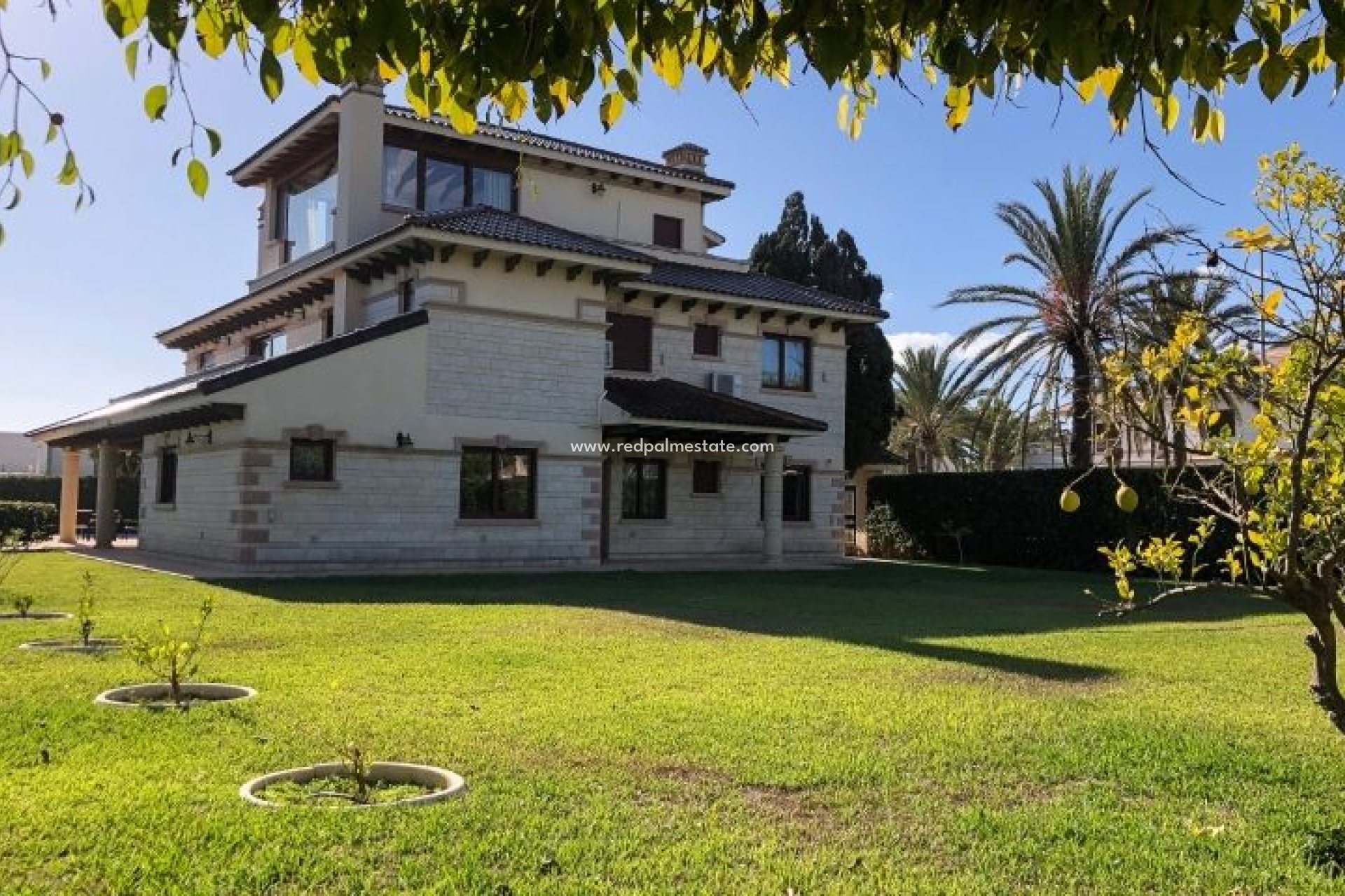 Återförsäljning - Fristående villa -
Orihuela Costa - Costa Blanca