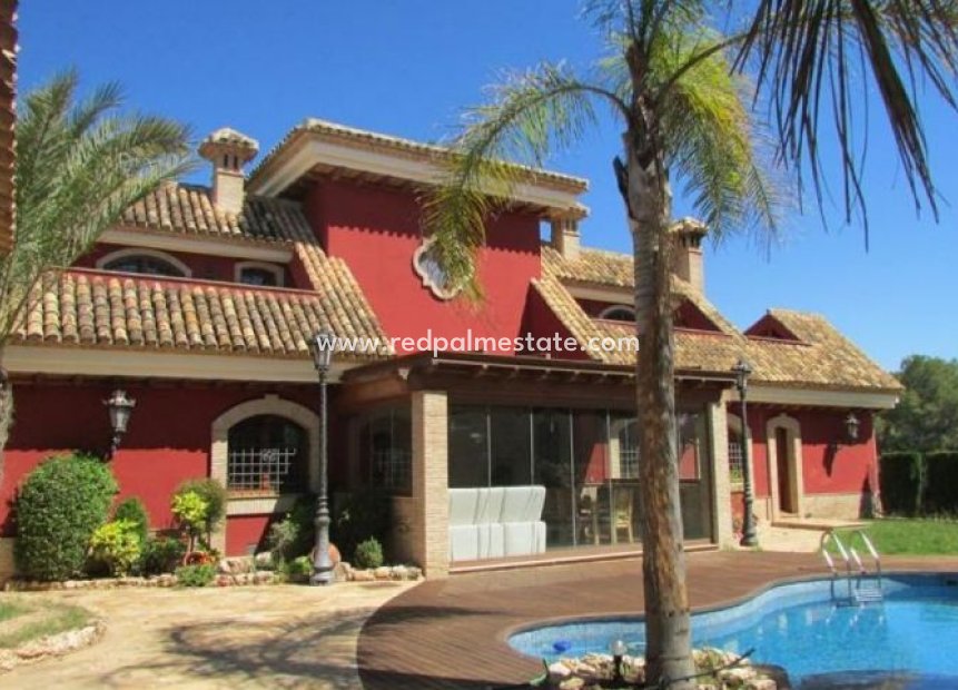 Återförsäljning - Fristående villa -
Orihuela Costa - Costa Blanca