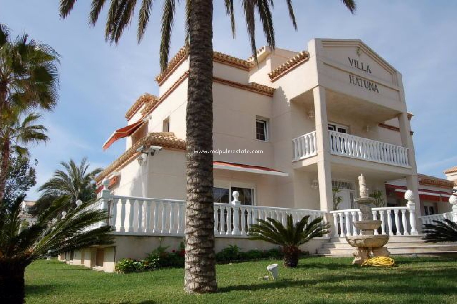 Återförsäljning - Fristående villa -
Orihuela Costa - Costa Blanca