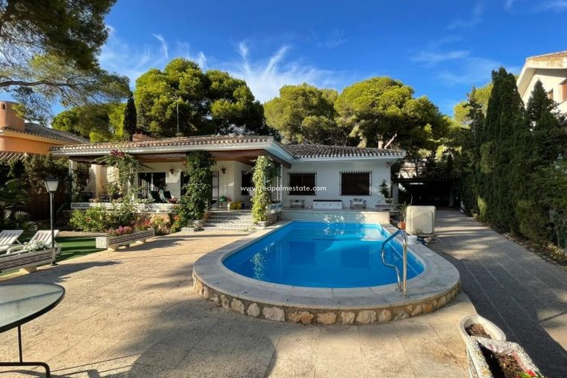 Återförsäljning - Fristående villa -
Orihuela Costa - Costa Blanca