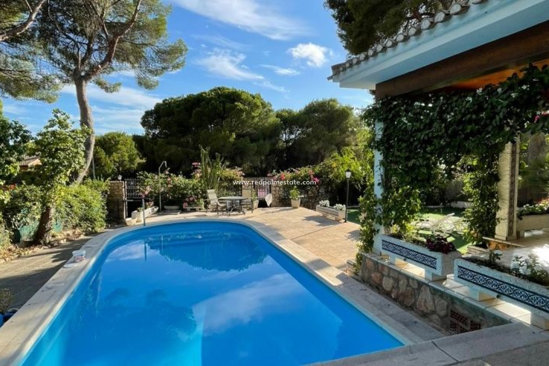 Återförsäljning - Fristående villa -
Orihuela Costa - Costa Blanca