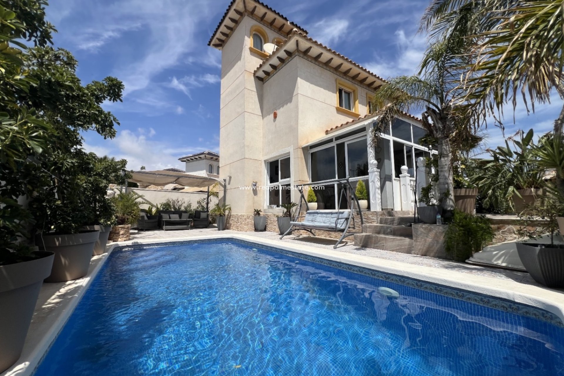 Återförsäljning - Fristående villa -
Orihuela Costa - Costa Blanca