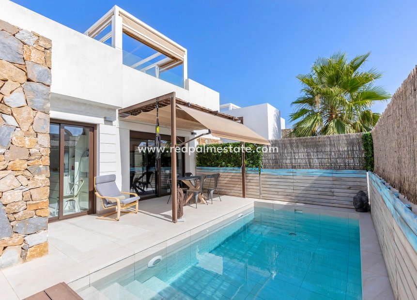 Återförsäljning - Fristående villa -
Orihuela Costa - Costa Blanca