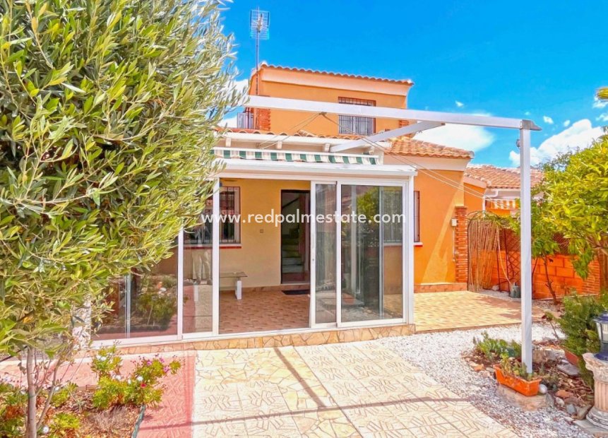 Återförsäljning - Fristående villa -
Orihuela Costa - Costa Blanca