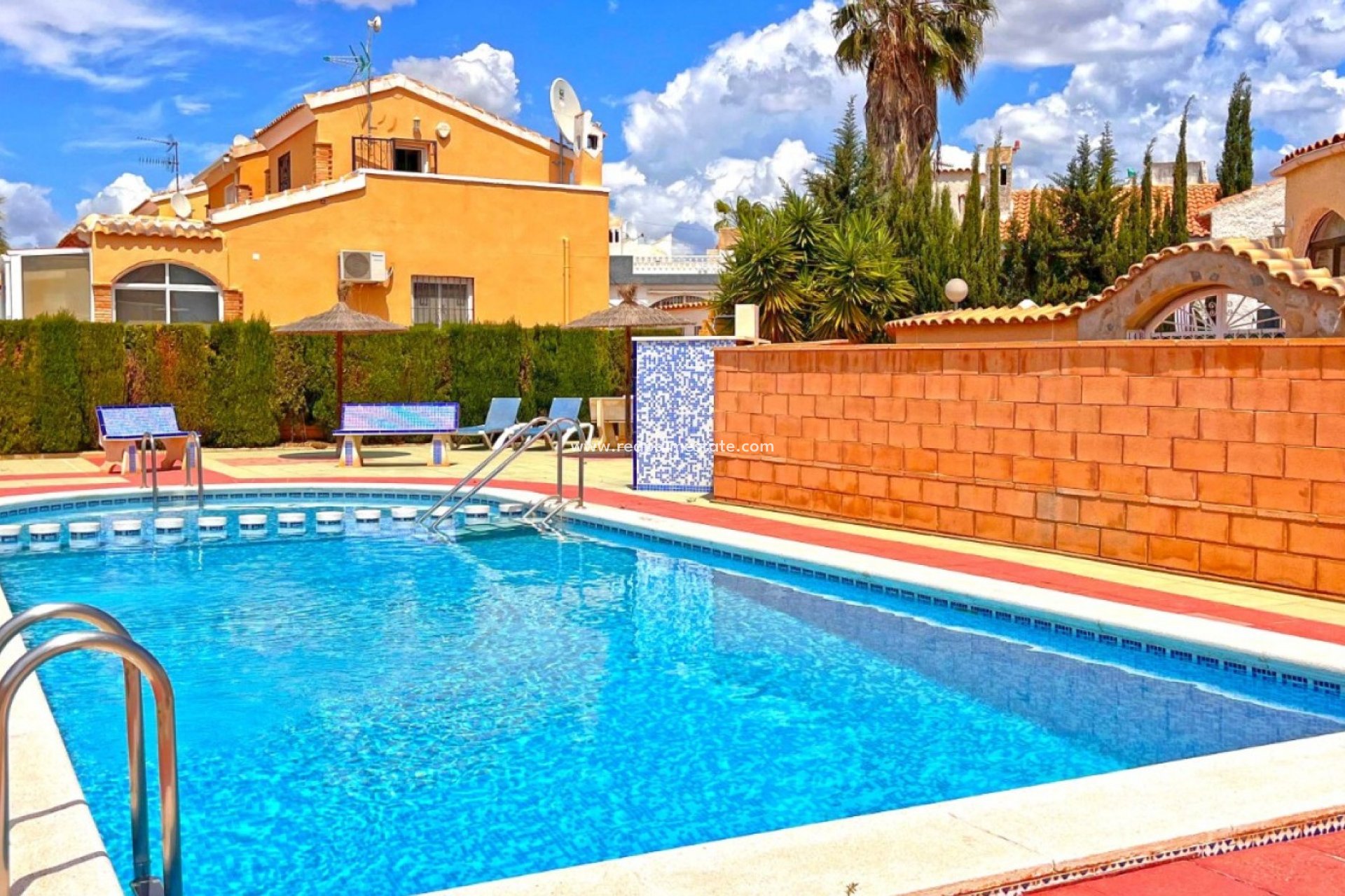 Återförsäljning - Fristående villa -
Orihuela Costa - Costa Blanca