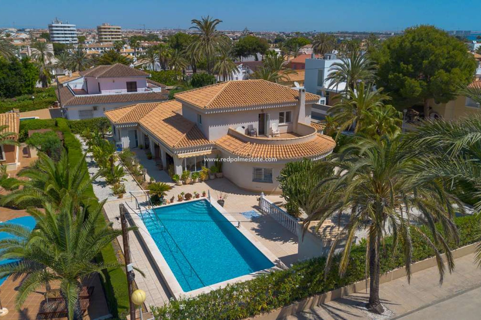 Återförsäljning - Fristående villa -
Orihuela Costa - Costa Blanca