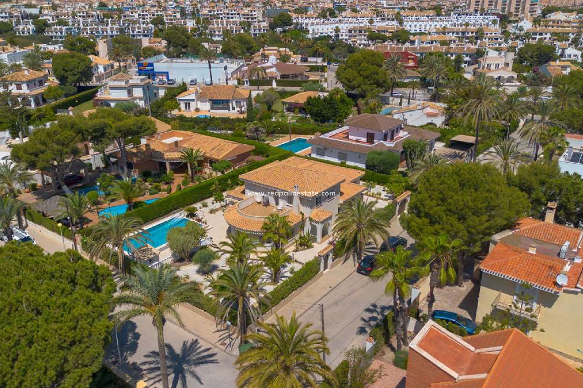 Återförsäljning - Fristående villa -
Orihuela Costa - Costa Blanca