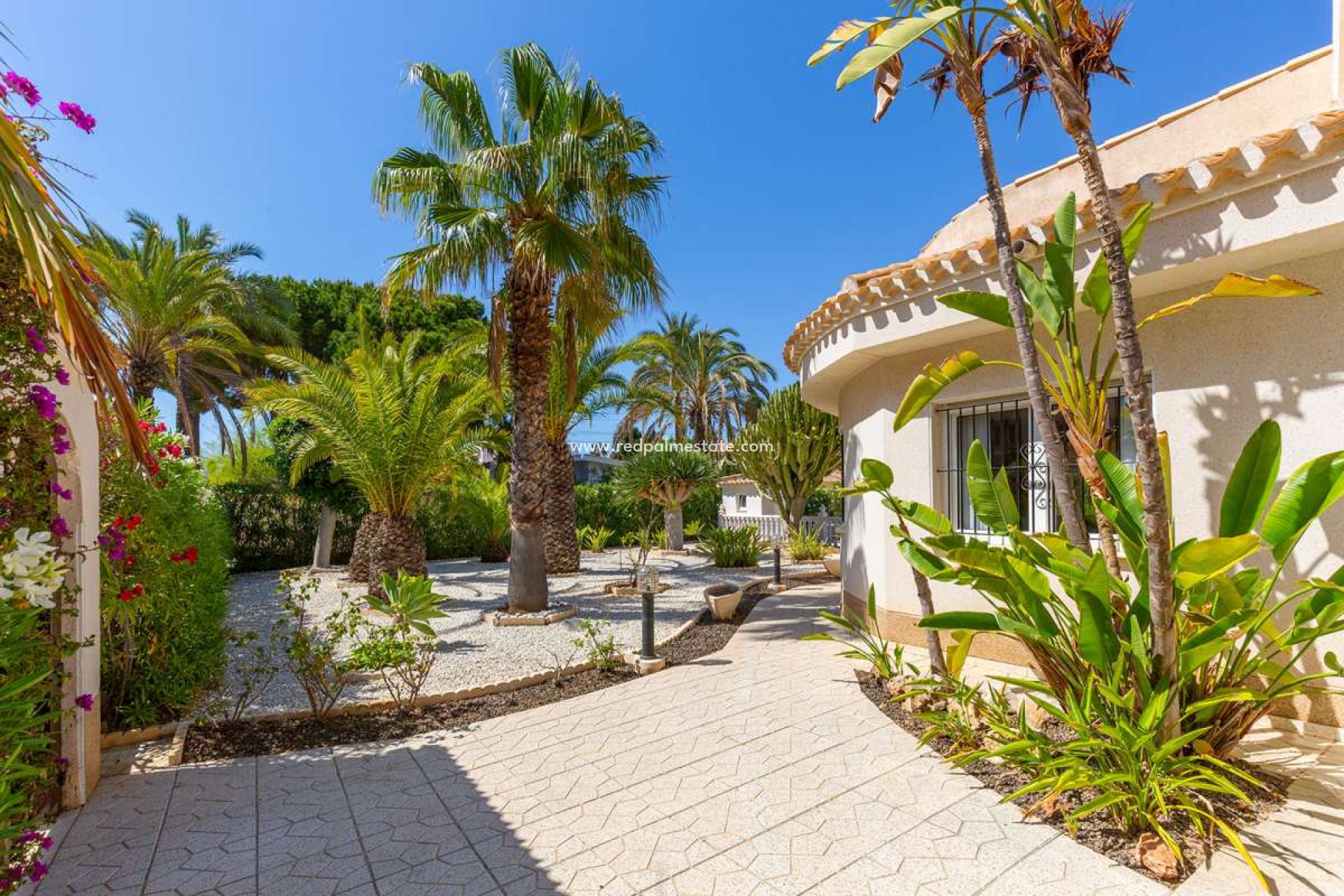 Återförsäljning - Fristående villa -
Orihuela Costa - Costa Blanca