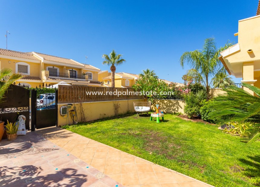 Återförsäljning - Fristående villa -
Orihuela Costa - Costa Blanca