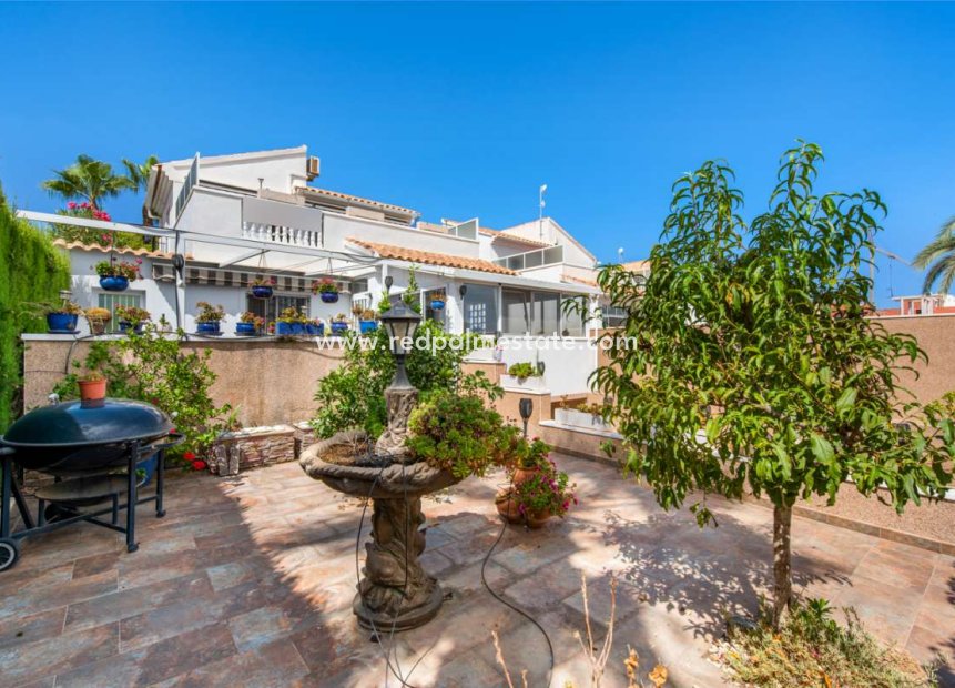 Återförsäljning - Fristående villa -
Orihuela Costa - Costa Blanca