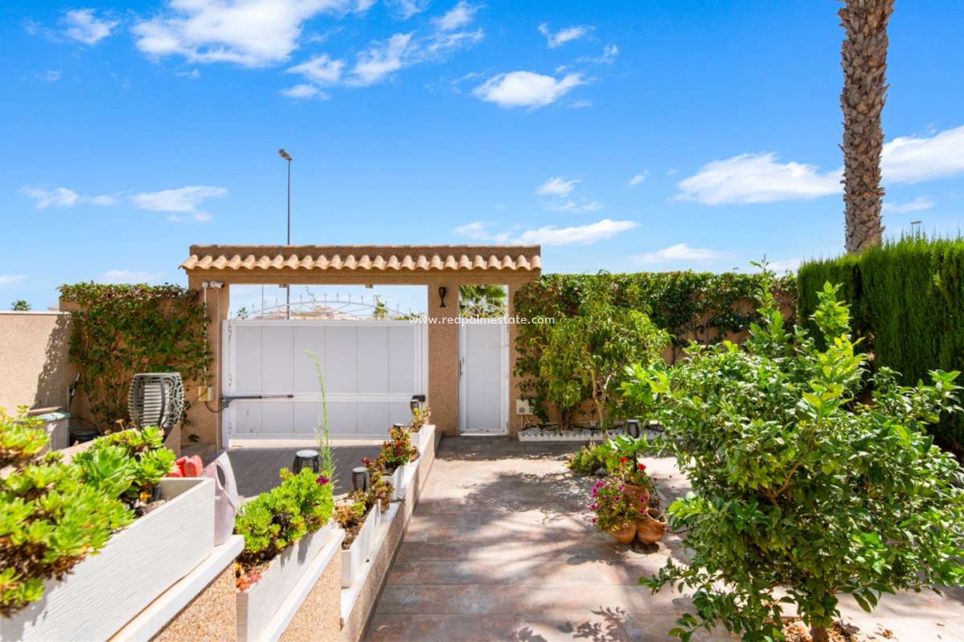 Återförsäljning - Fristående villa -
Orihuela Costa - Costa Blanca