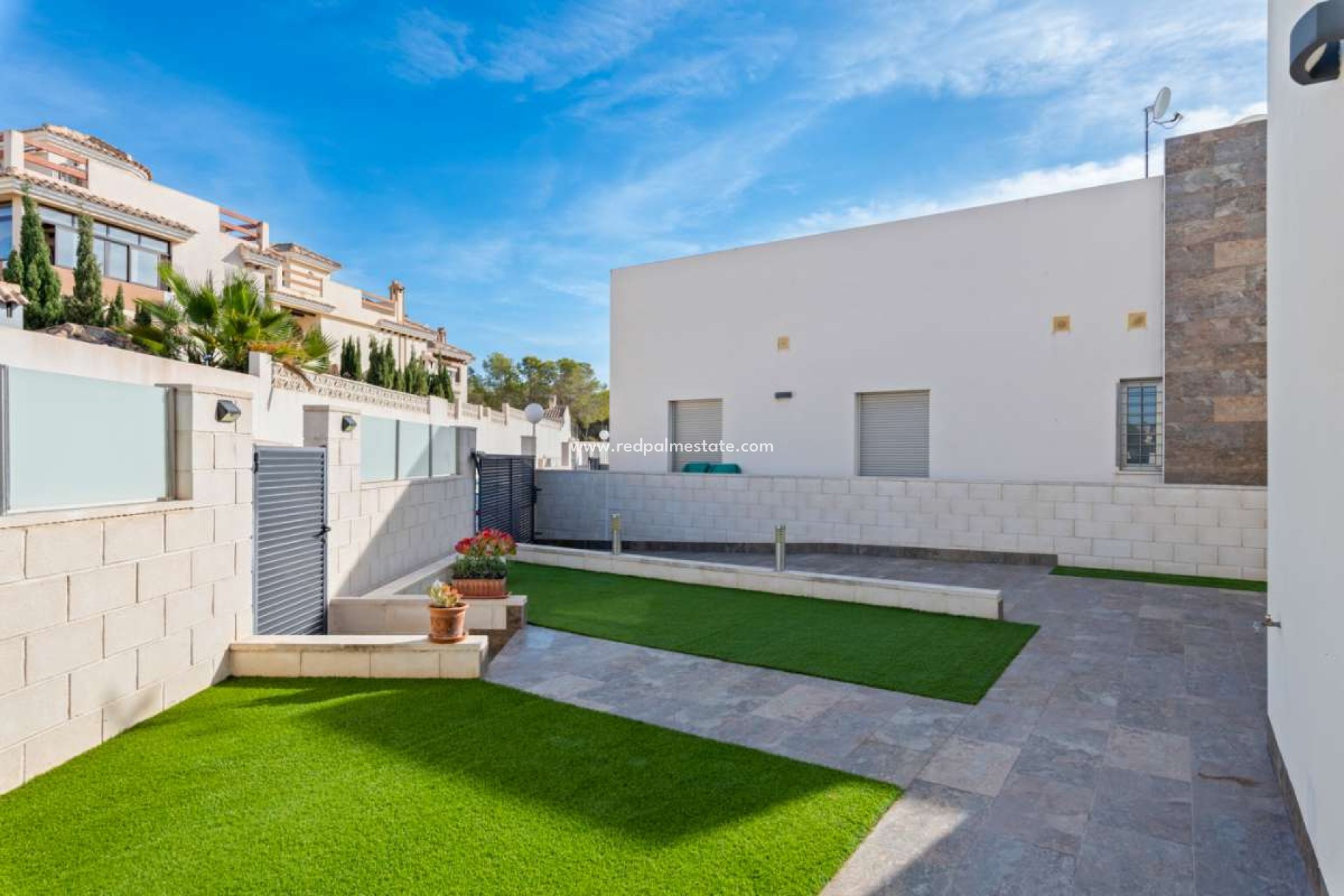 Återförsäljning - Fristående villa -
Orihuela Costa - Costa Blanca