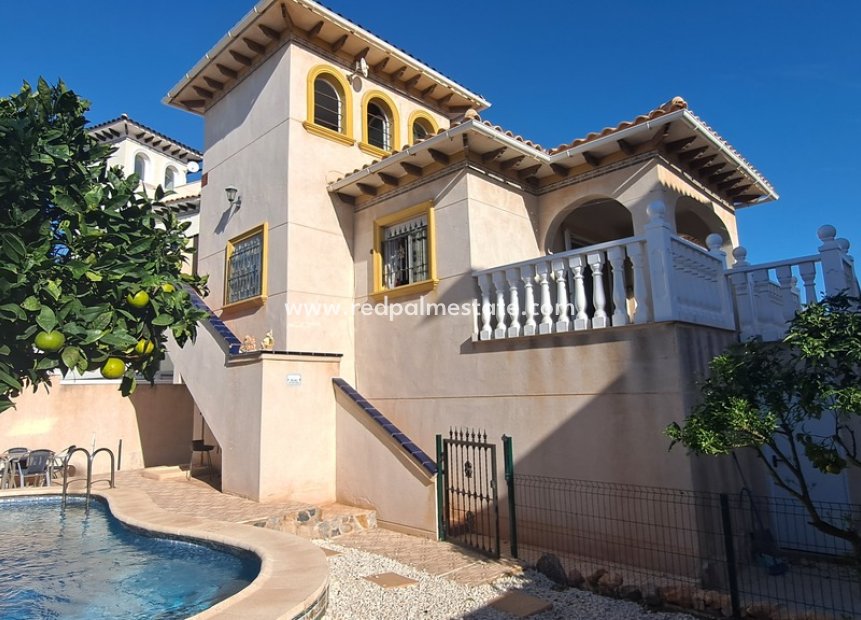 Återförsäljning - Fristående villa -
Orihuela Costa - Costa Blanca