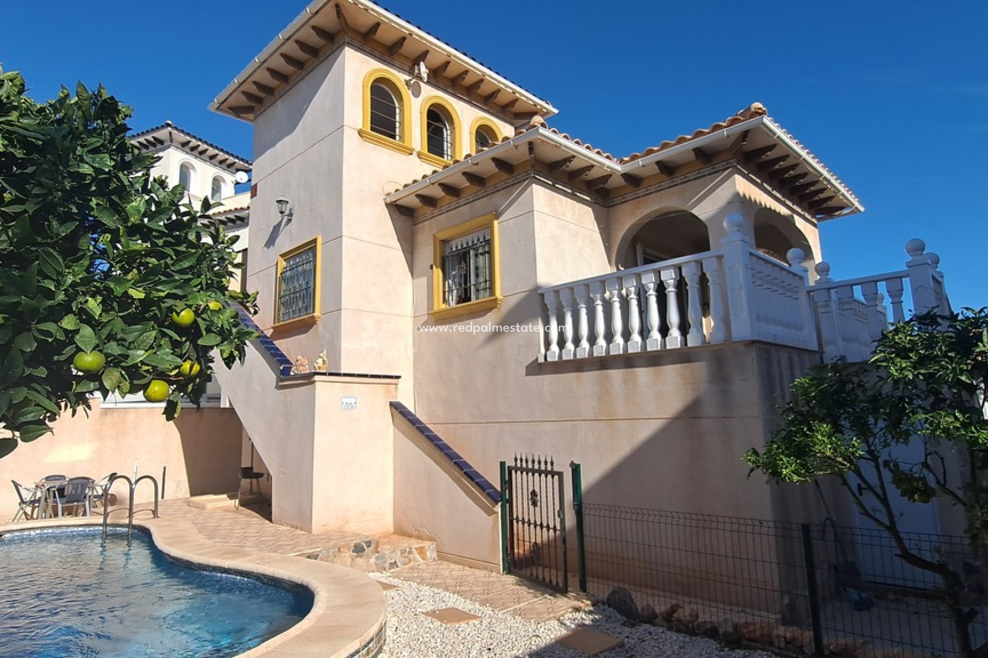 Återförsäljning - Fristående villa -
Orihuela Costa - Costa Blanca