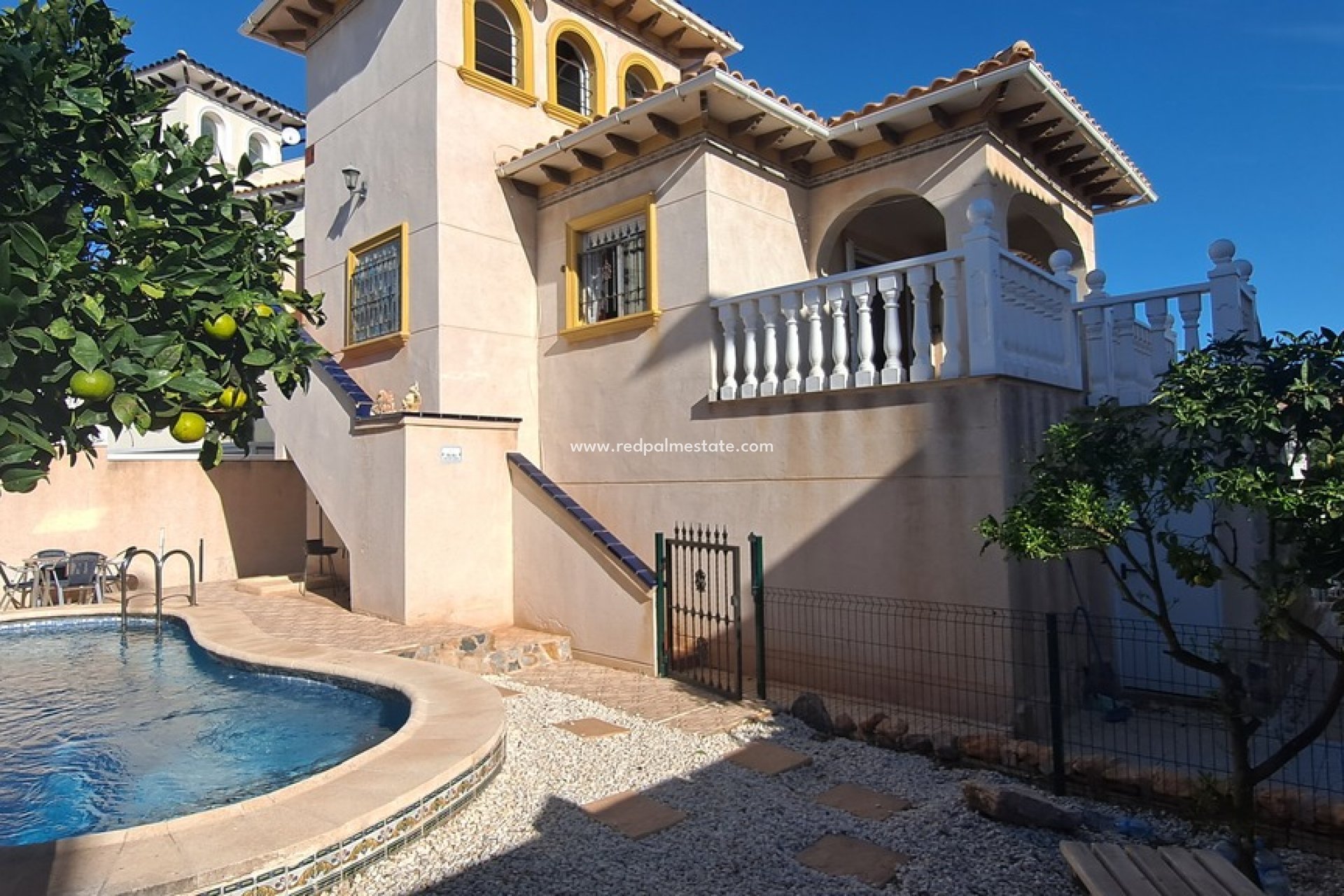 Återförsäljning - Fristående villa -
Orihuela Costa - Costa Blanca