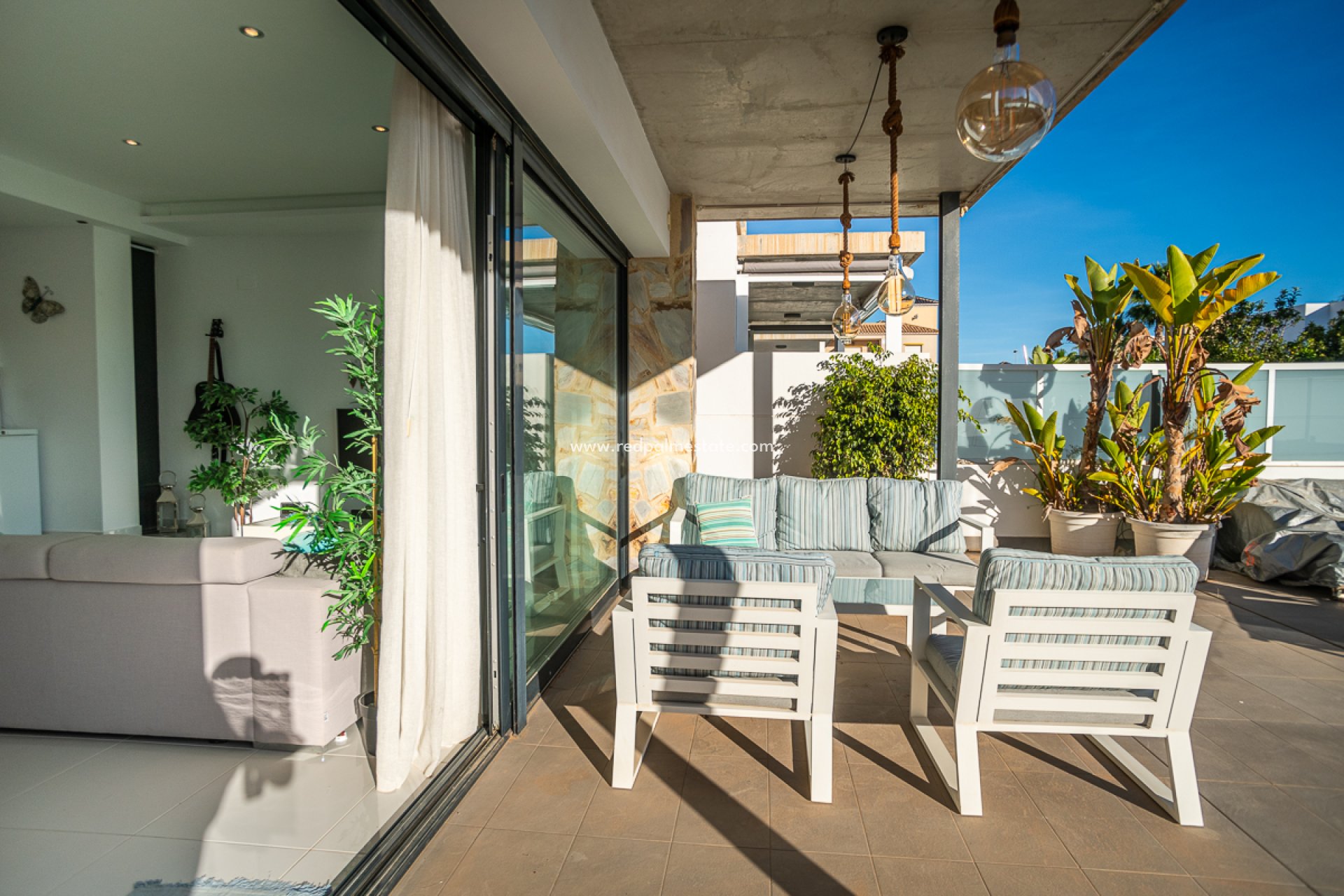 Återförsäljning - Fristående villa -
Orihuela Costa - Costa Blanca