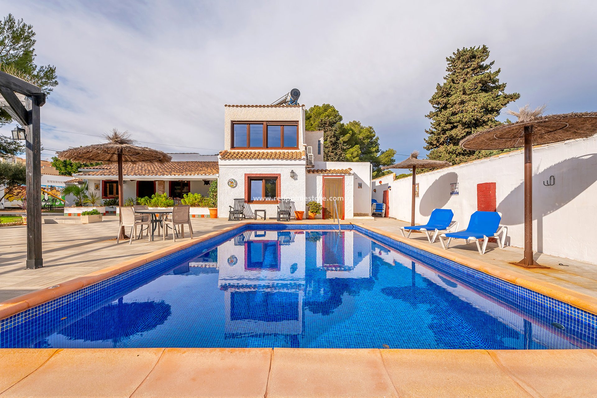 Återförsäljning - Fristående villa -
Orihuela Costa - Costa Blanca