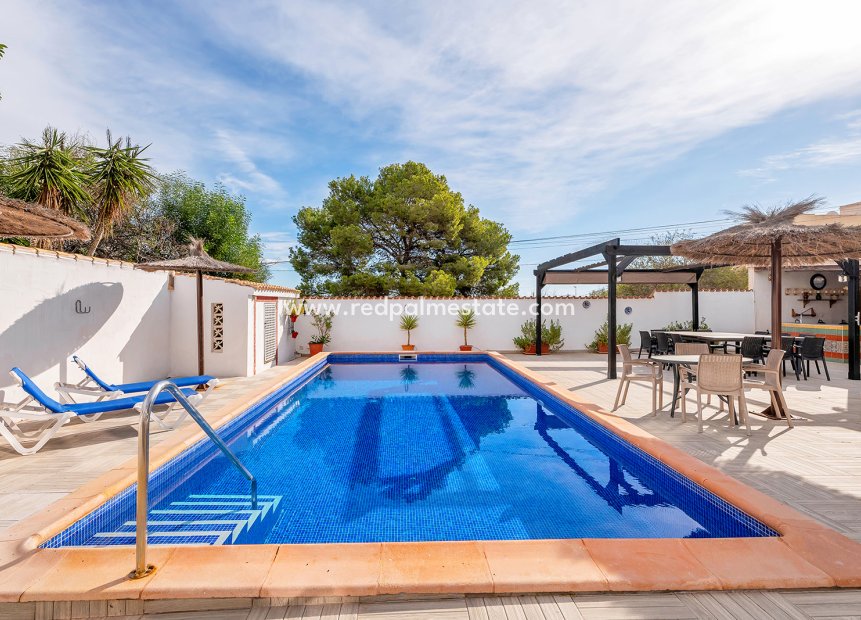 Återförsäljning - Fristående villa -
Orihuela Costa - Costa Blanca