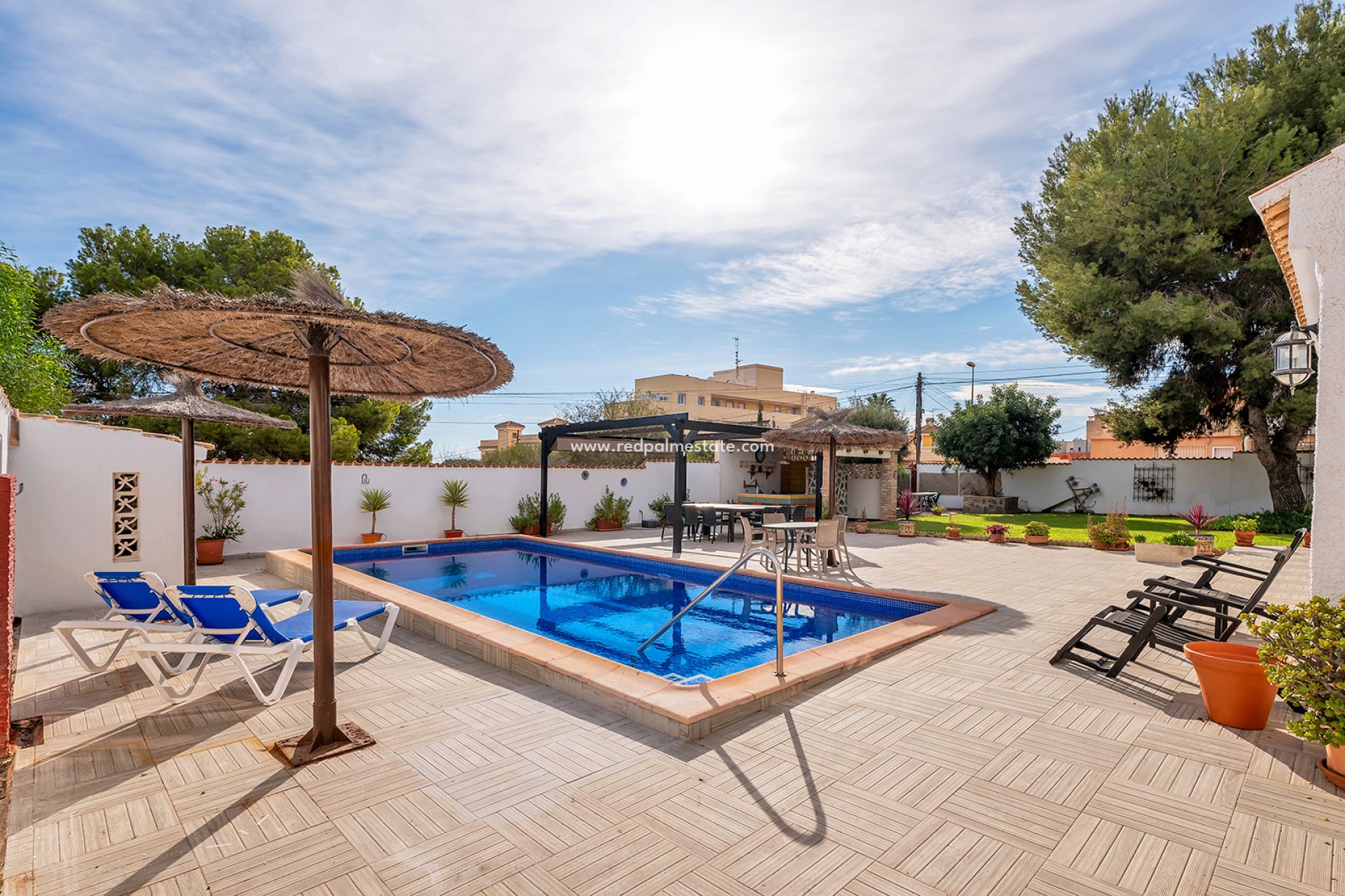 Återförsäljning - Fristående villa -
Orihuela Costa - Costa Blanca