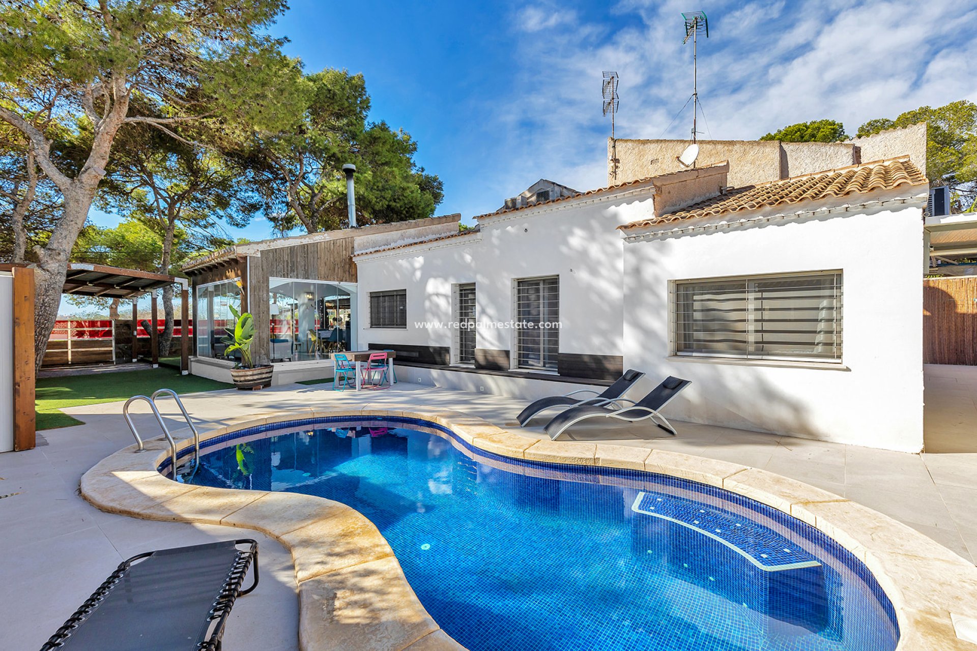 Återförsäljning - Fristående villa -
Orihuela Costa - Costa Blanca