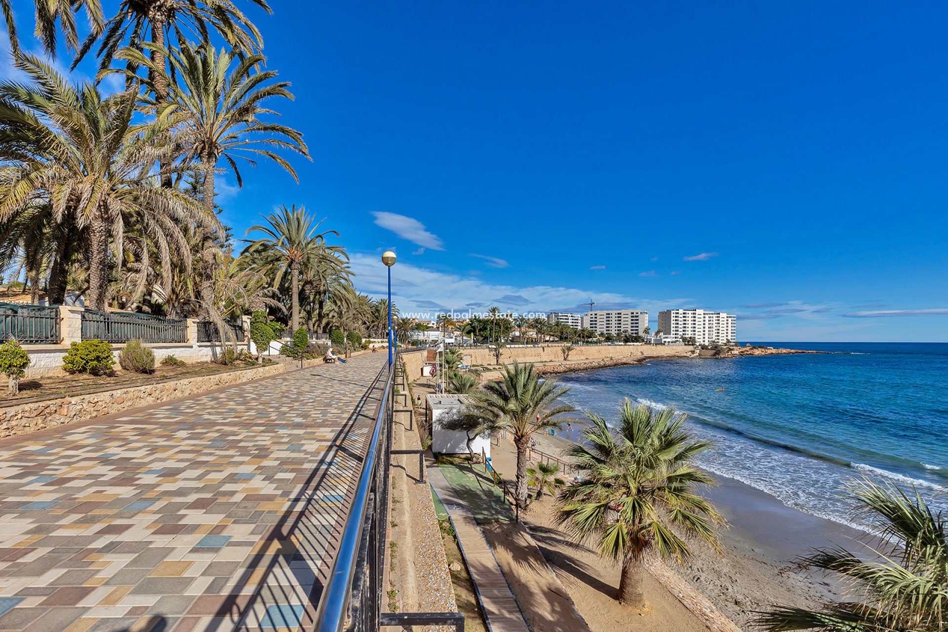 Återförsäljning - Fristående villa -
Orihuela Costa - Costa Blanca