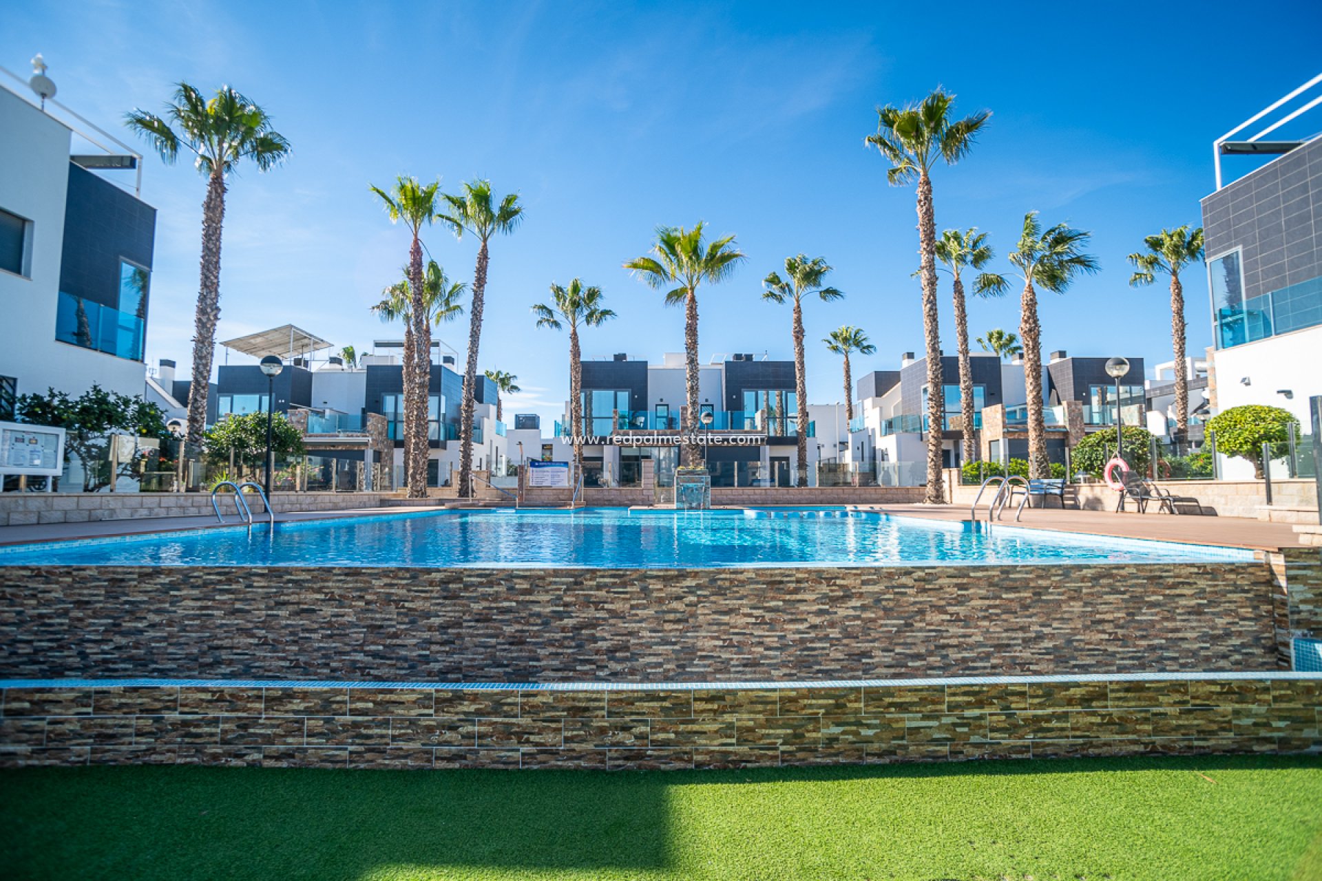 Återförsäljning - Fristående villa -
Orihuela Costa - Costa Blanca