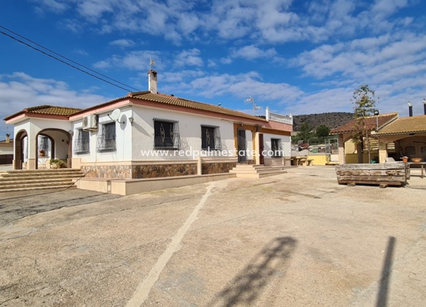 Återförsäljning - Fristående villa -
Orihuela Costa - Inland