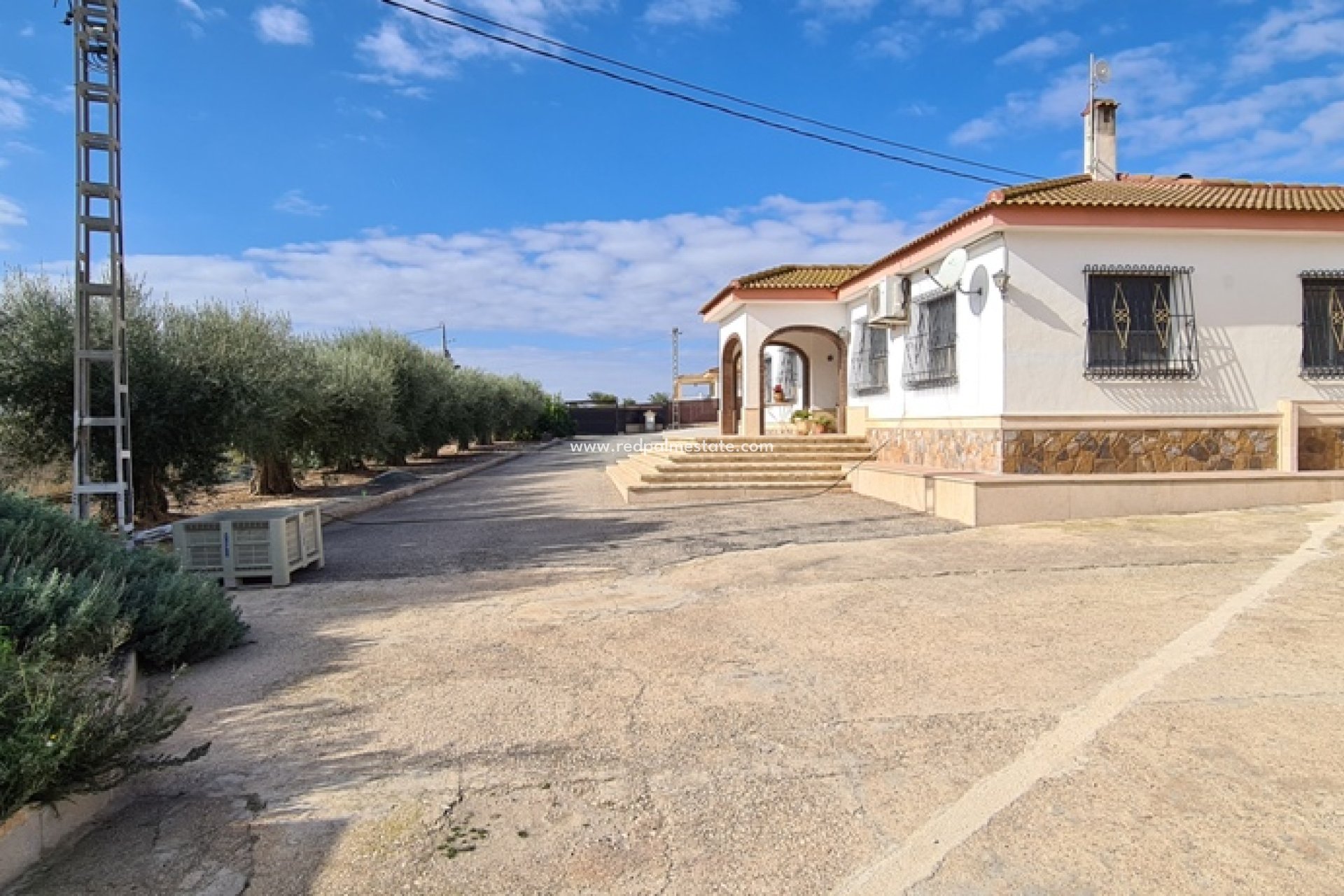 Återförsäljning - Fristående villa -
Orihuela Costa - Inland