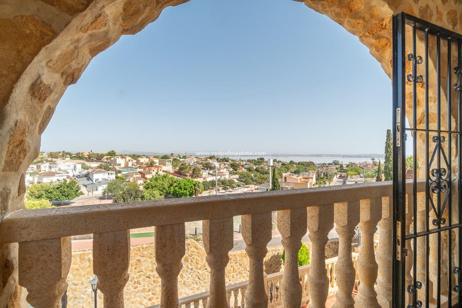 Återförsäljning - Fristående villa -
Orihuela Costa - Los Balcones