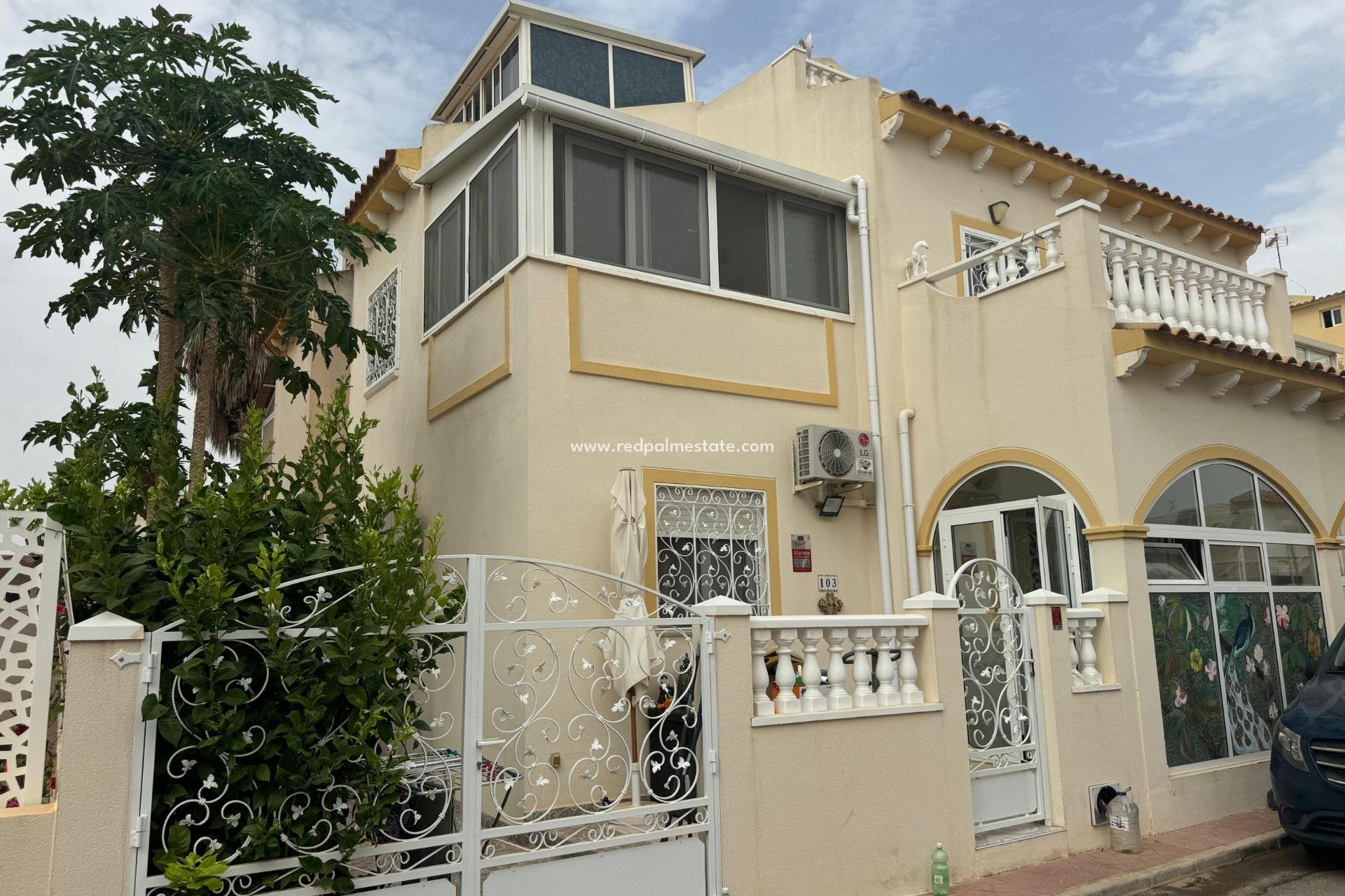 Återförsäljning - Fristående villa -
Orihuela Costa - Los Dolses