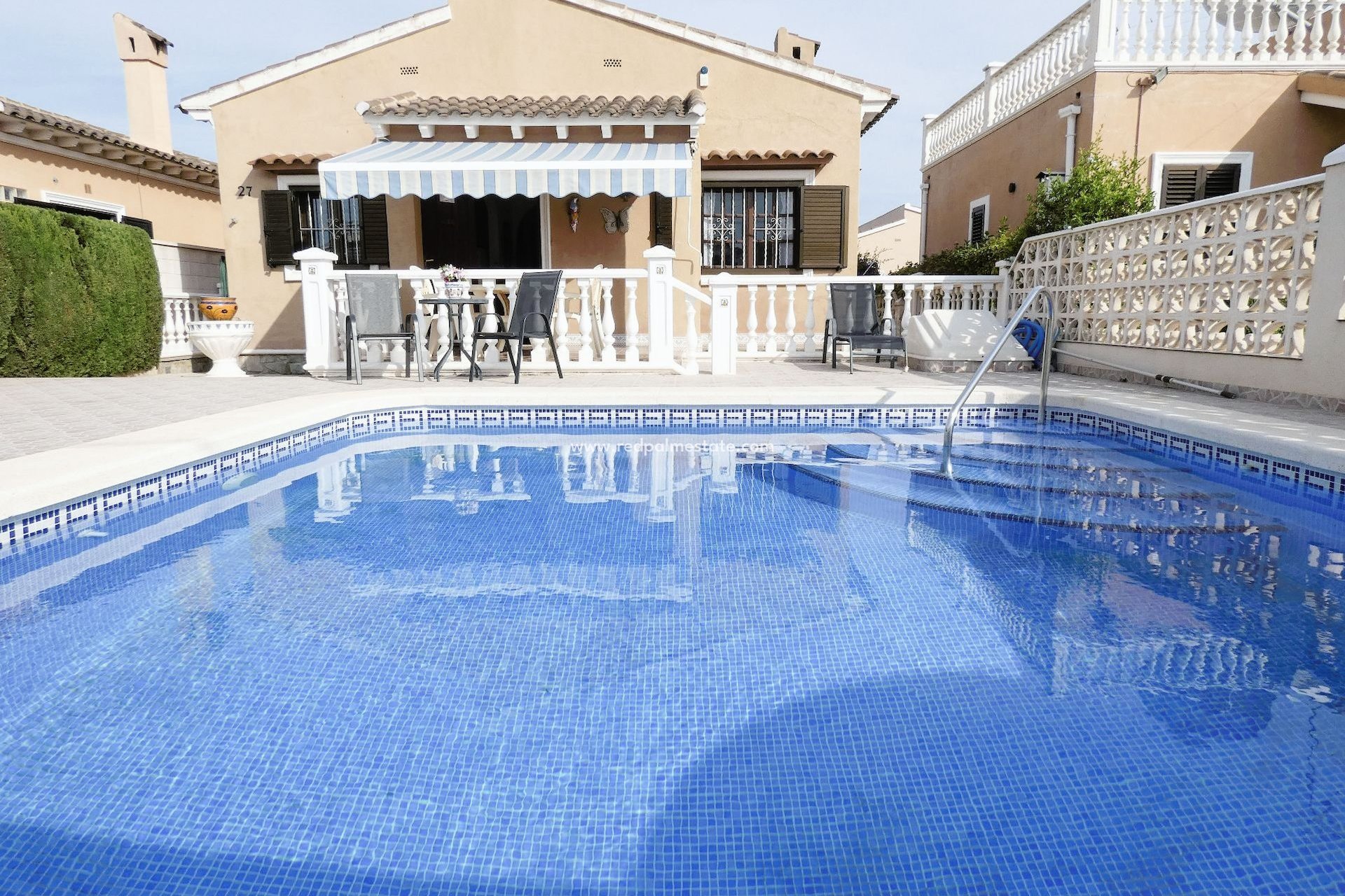 Återförsäljning - Fristående villa -
Orihuela Costa - Playa Flamenca