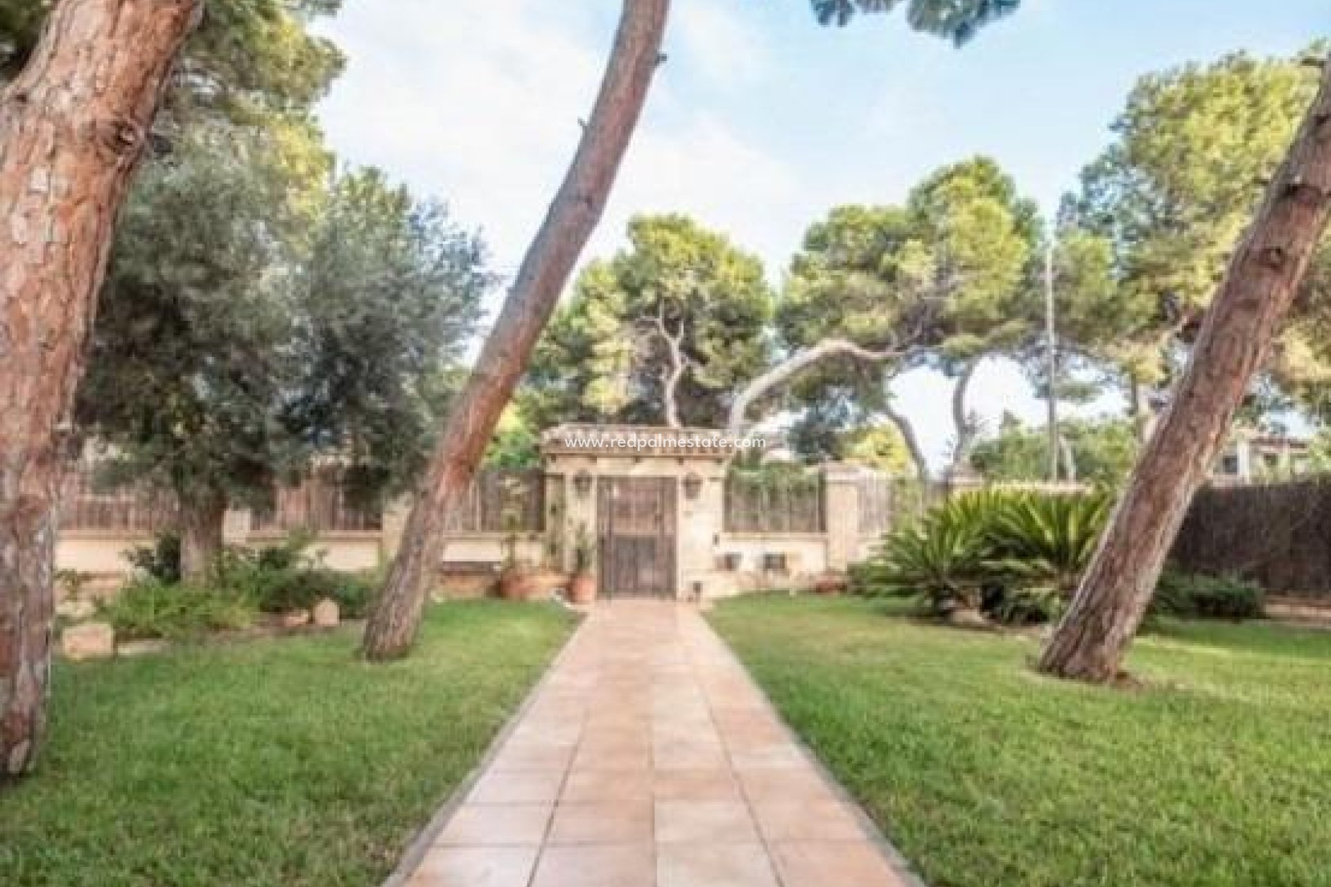 Återförsäljning - Fristående villa -
Orihuela Costa - Punta Prima