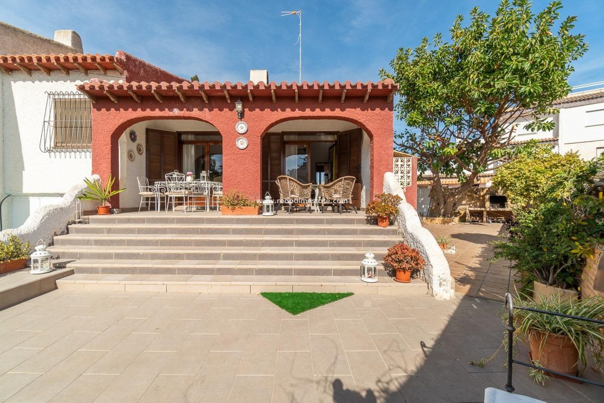 Återförsäljning - Fristående villa -
Orihuela Costa - Punta Prima