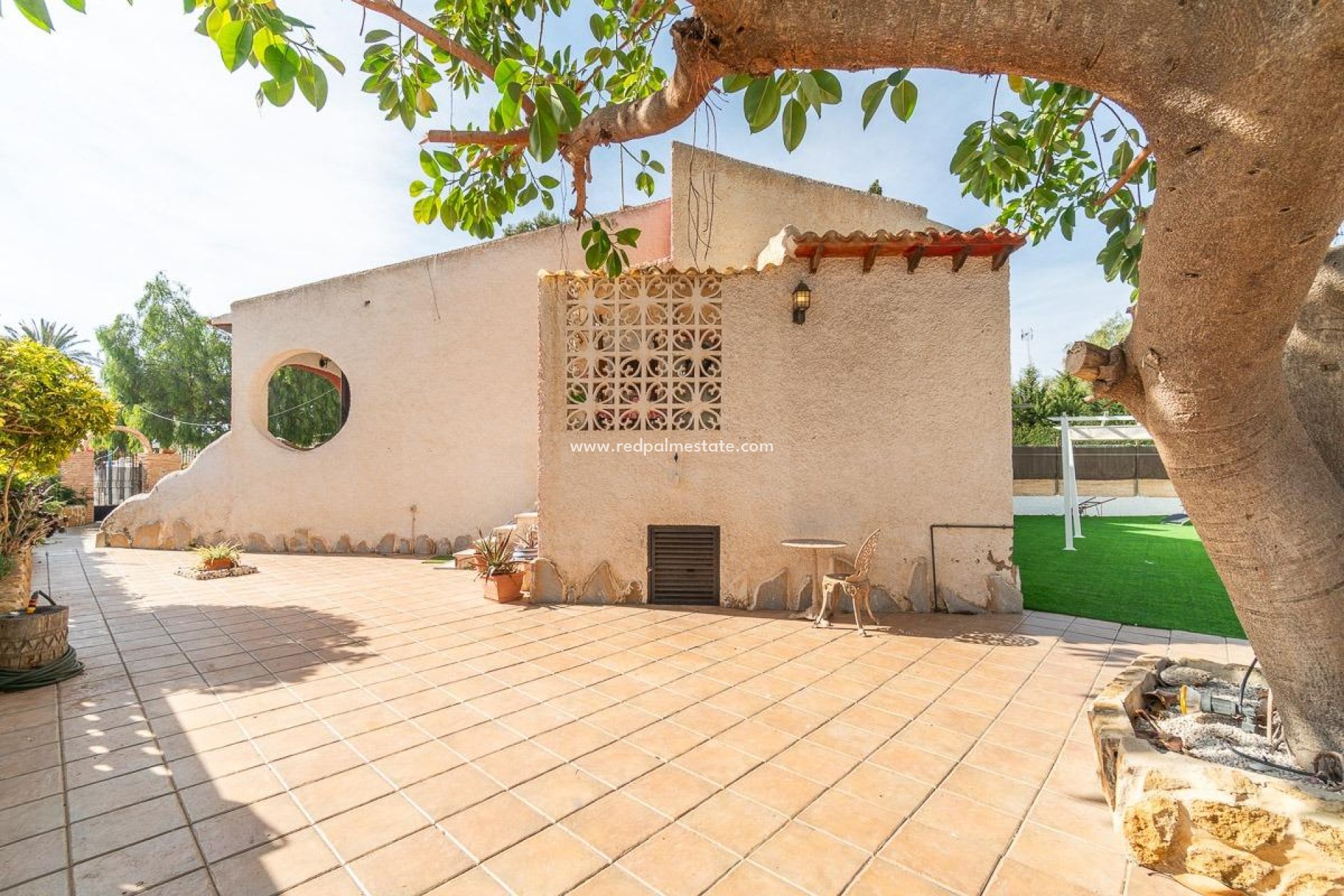 Återförsäljning - Fristående villa -
Orihuela Costa - Punta Prima