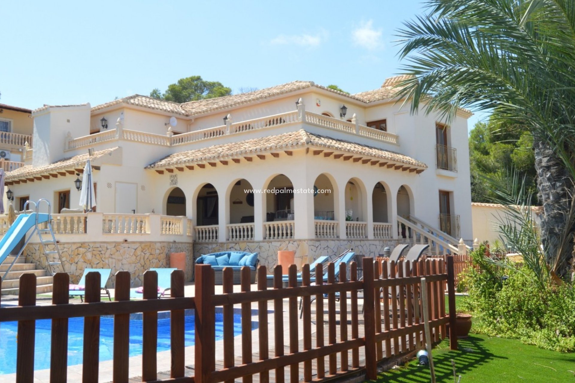 Återförsäljning - Fristående villa -
Orihuela Costa - Villamartín