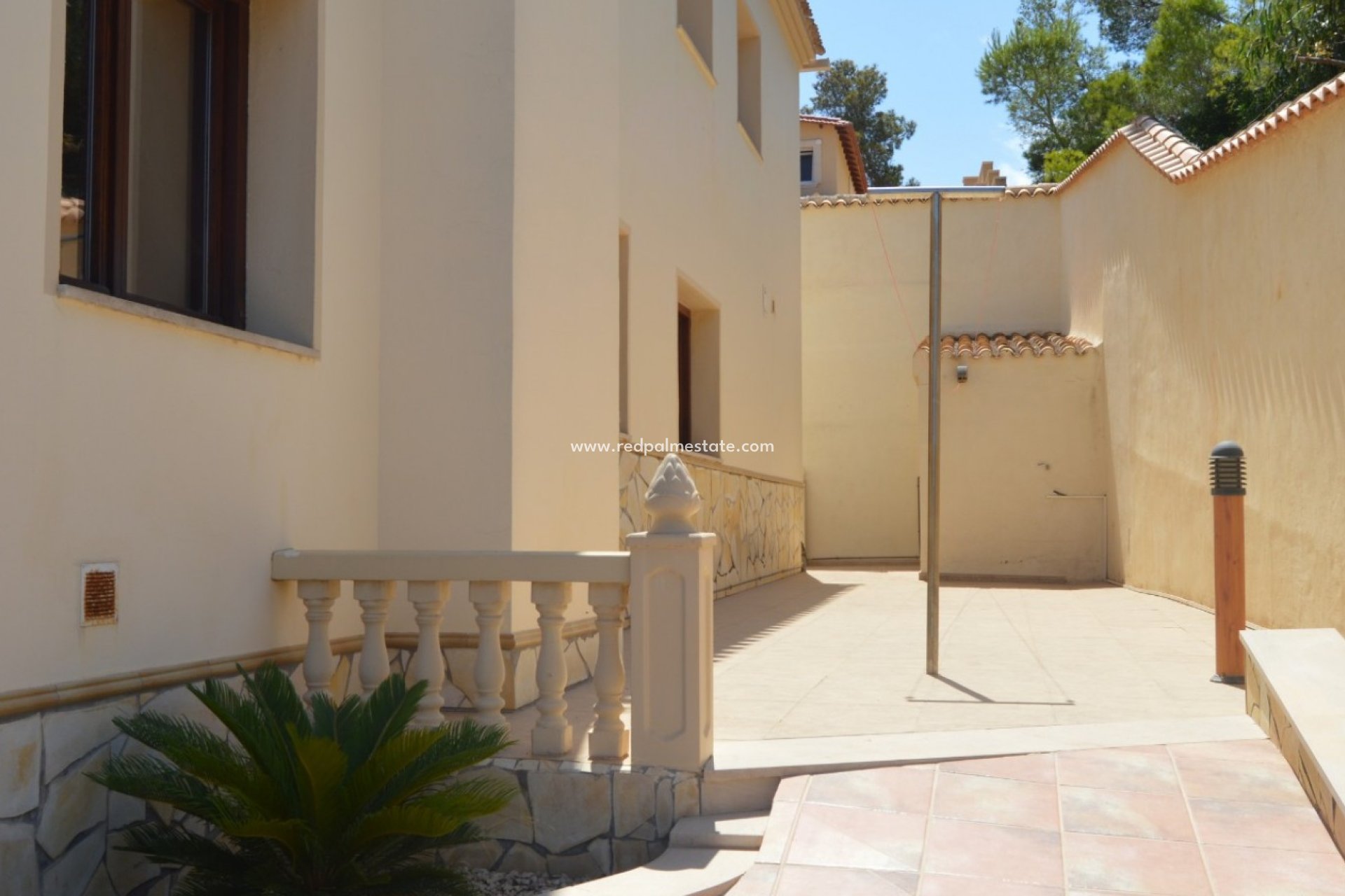 Återförsäljning - Fristående villa -
Orihuela Costa - Villamartín