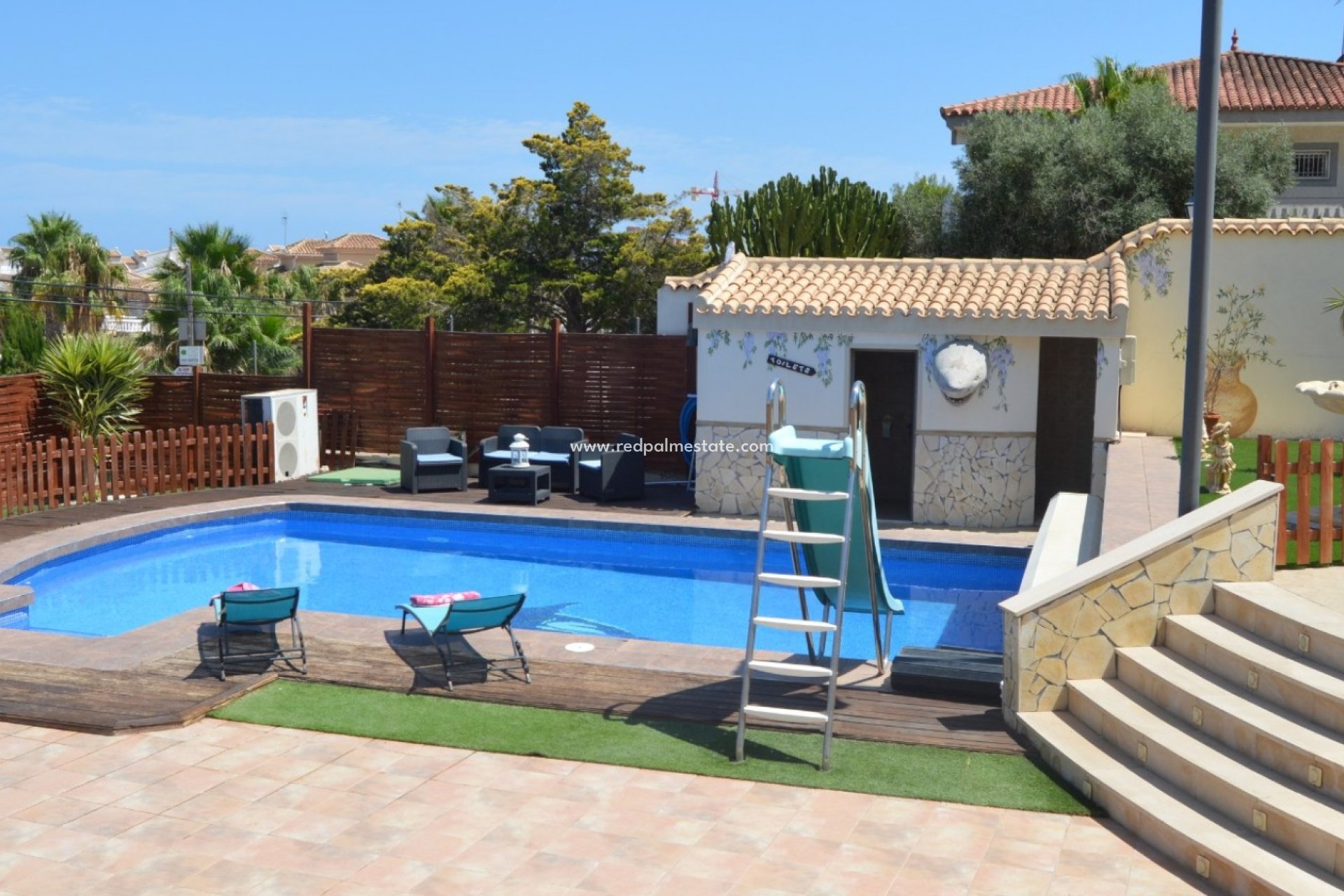 Återförsäljning - Fristående villa -
Orihuela Costa - Villamartín