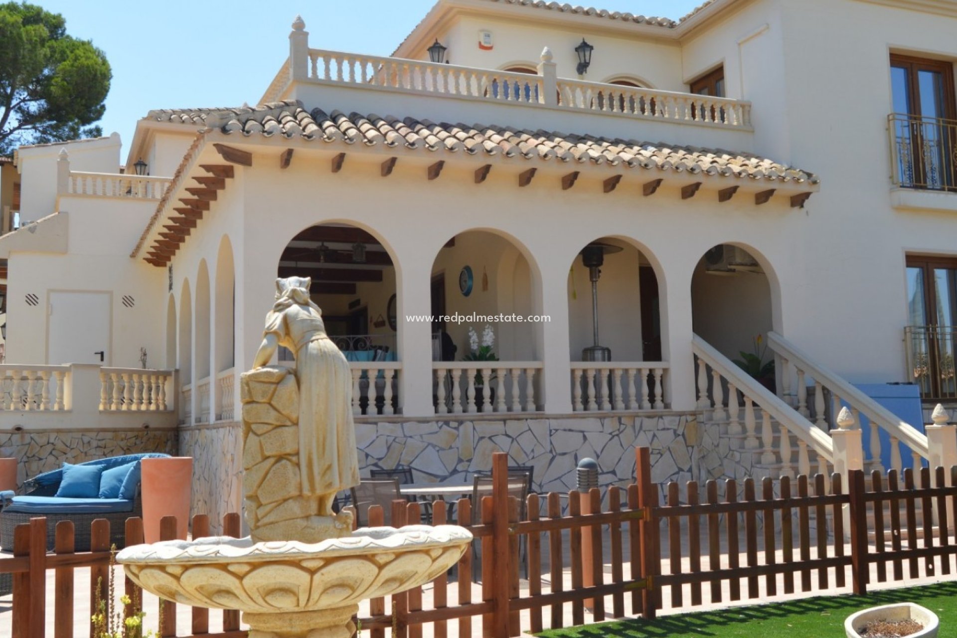 Återförsäljning - Fristående villa -
Orihuela Costa - Villamartín