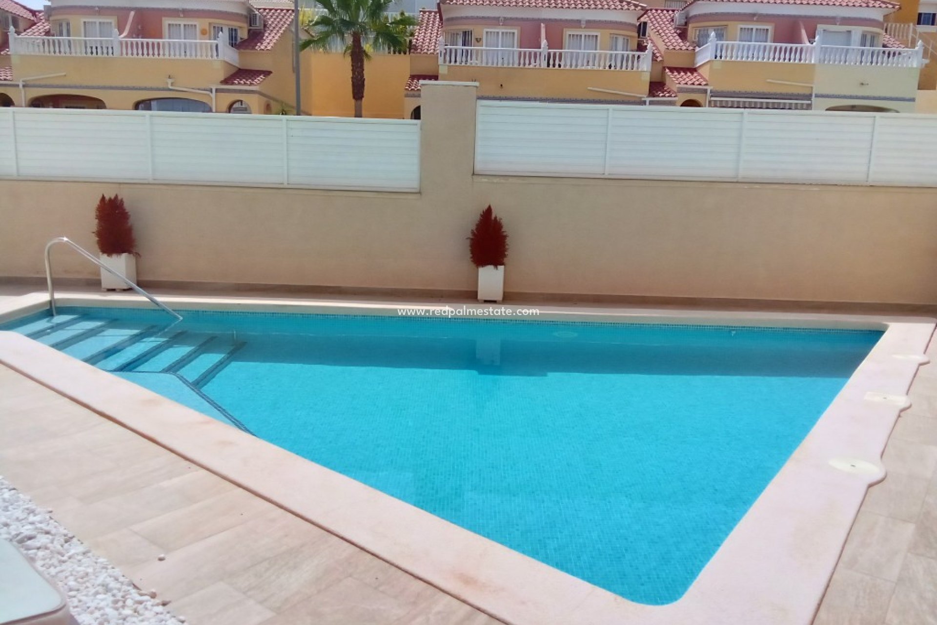 Återförsäljning - Fristående villa -
Orihuela Costa - Villamartin