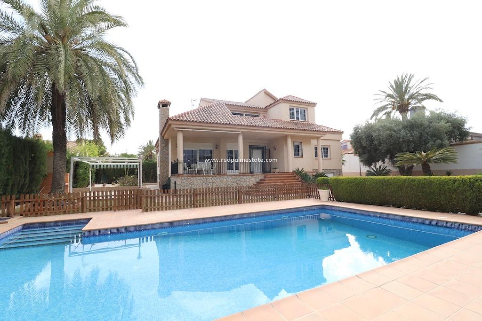 Återförsäljning - Fristående villa -
Pilar de la Horadada - Costa Blanca