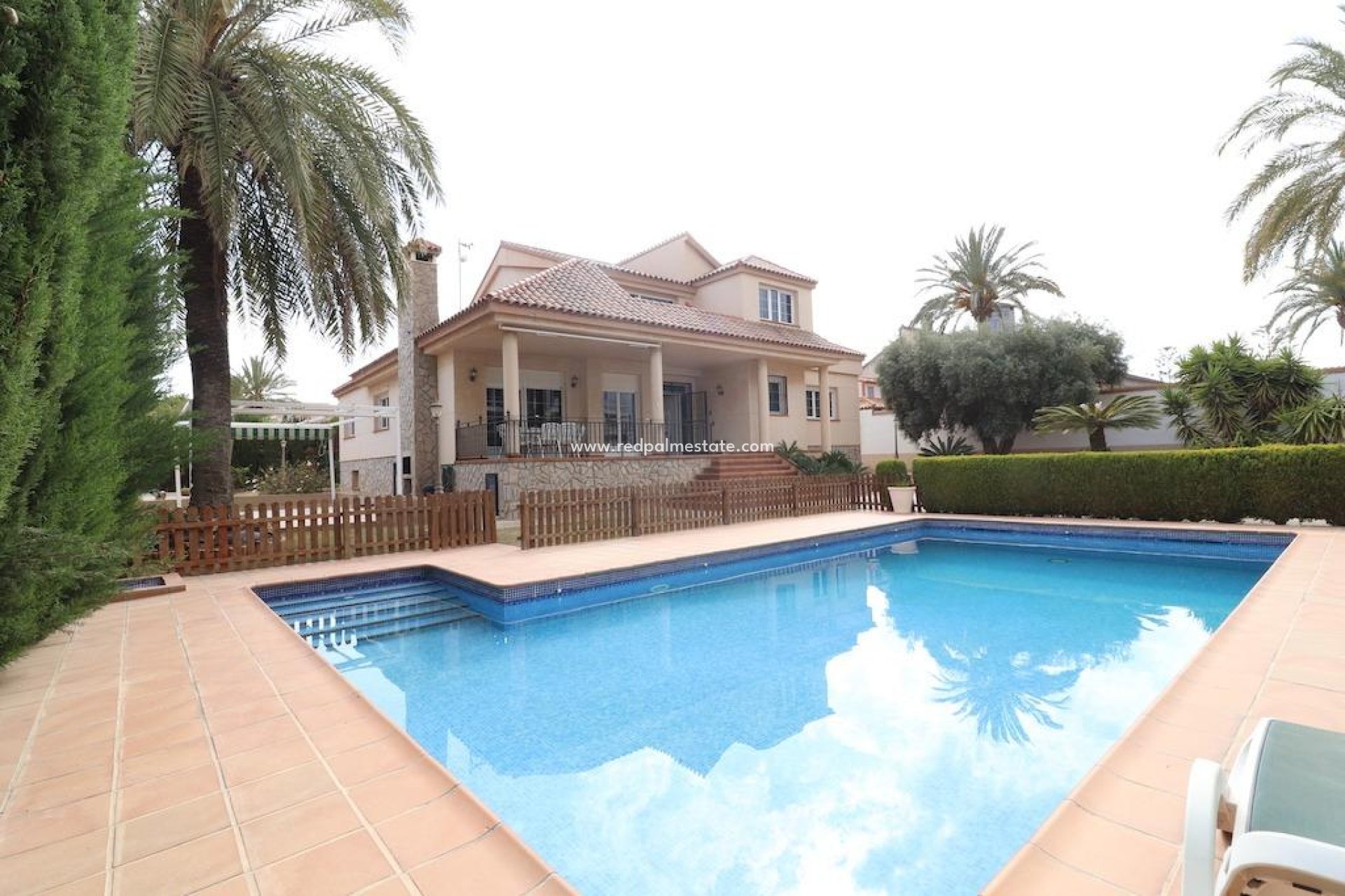 Återförsäljning - Fristående villa -
Pilar de la Horadada - Costa Blanca