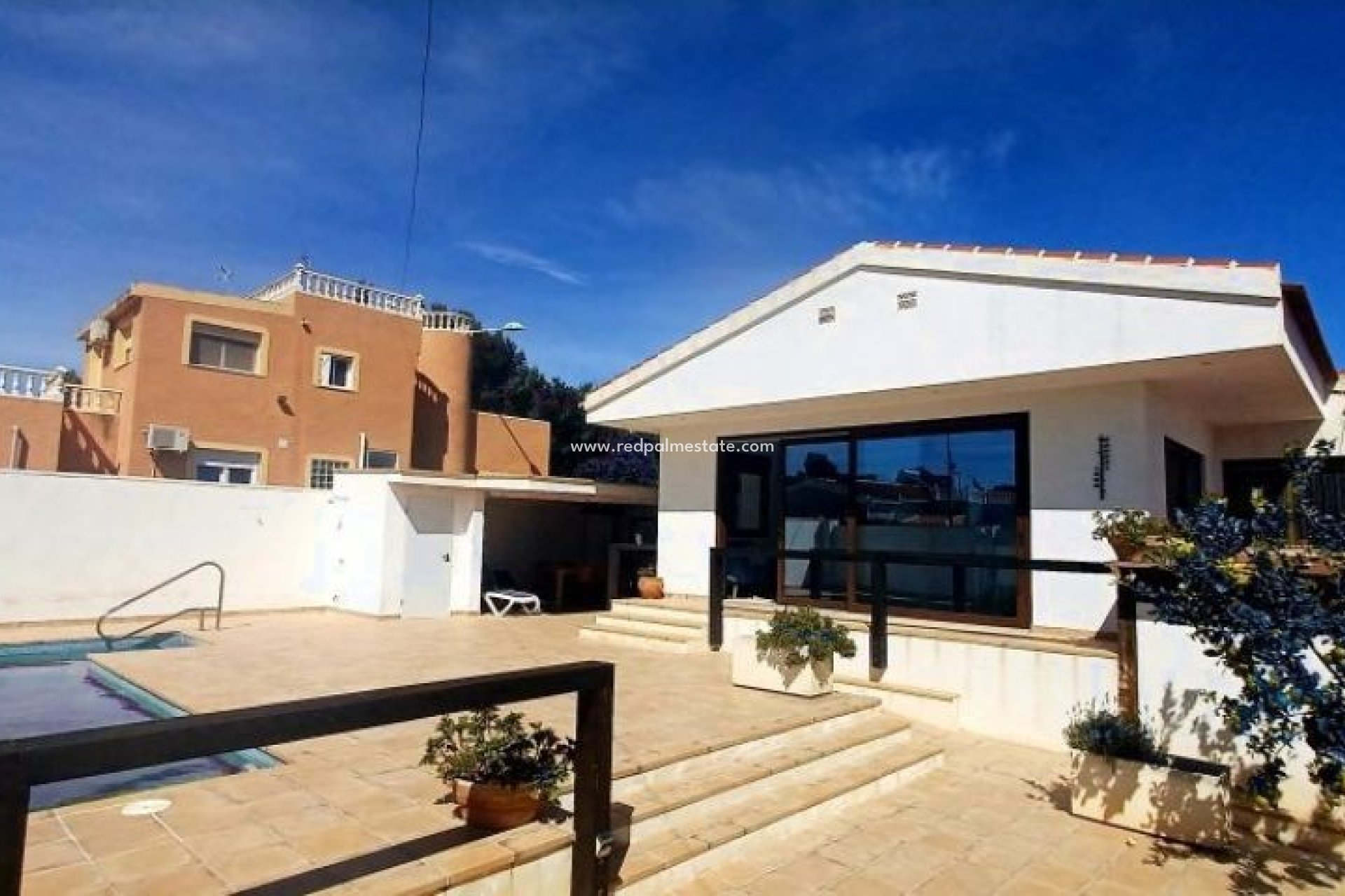 Återförsäljning - Fristående villa -
Pilar de la Horadada - Costa Blanca