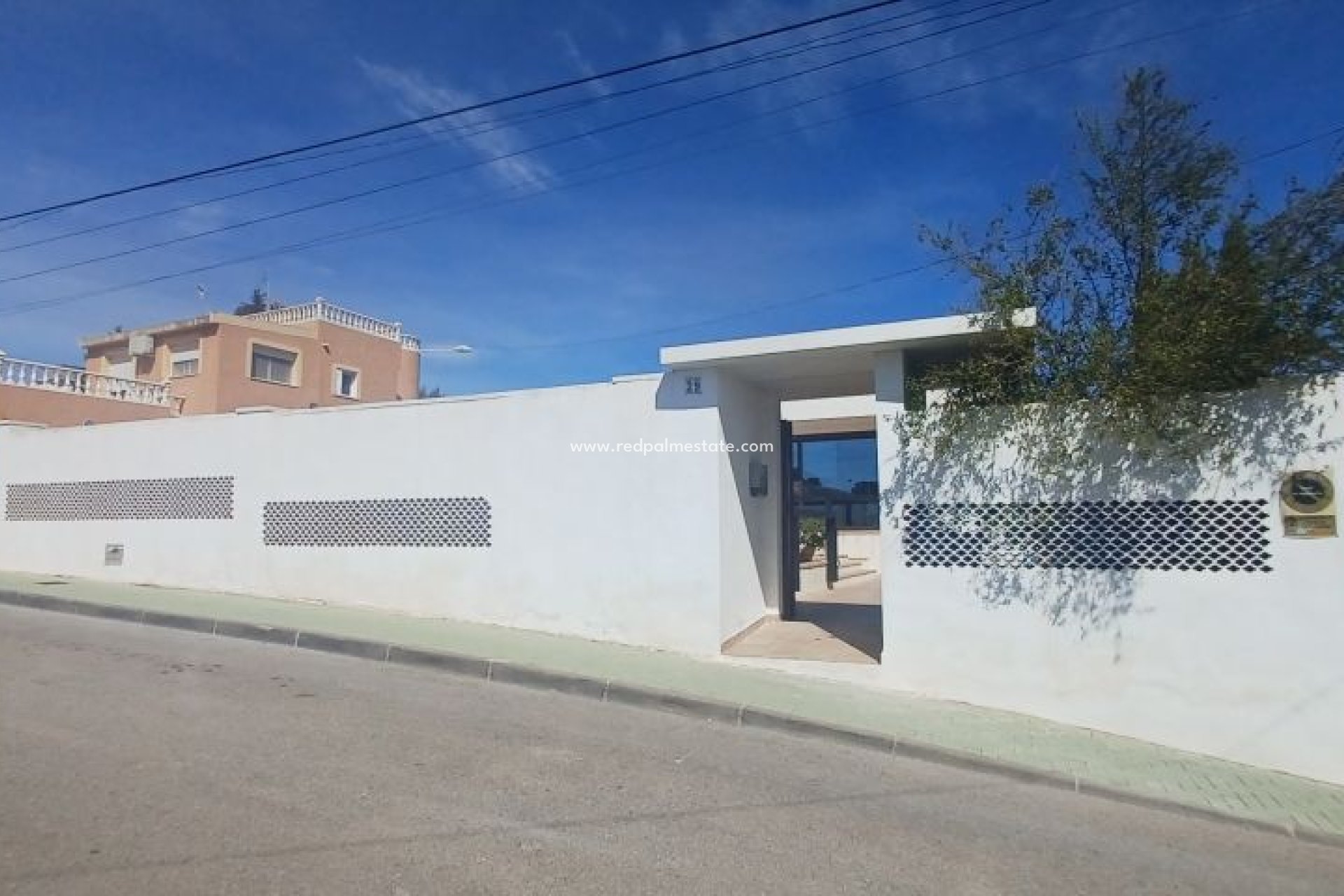 Återförsäljning - Fristående villa -
Pilar de la Horadada - Costa Blanca