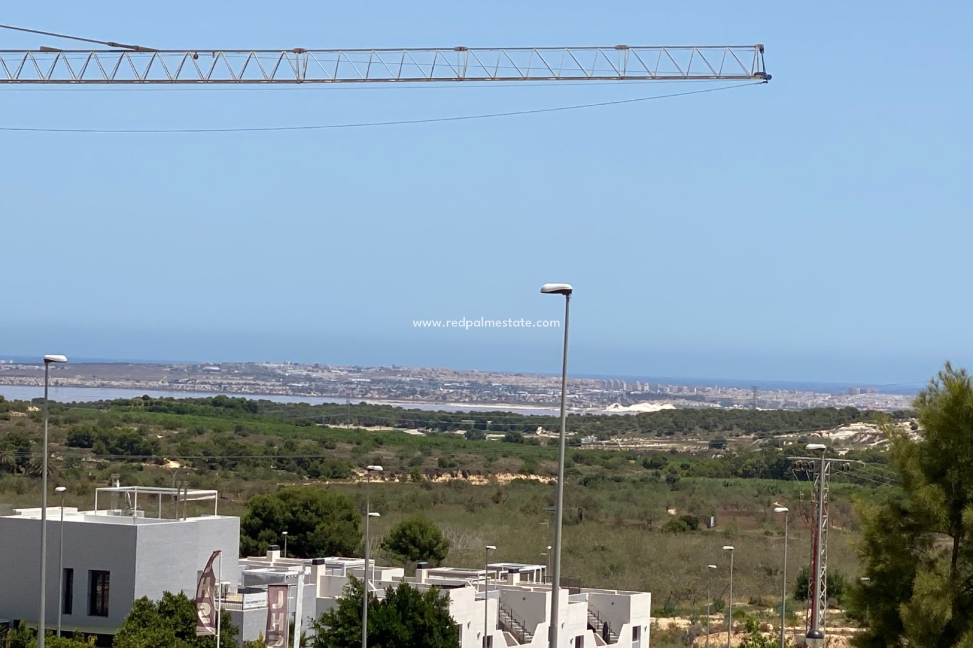 Återförsäljning - Fristående villa -
San Miguel de Salinas - Inland