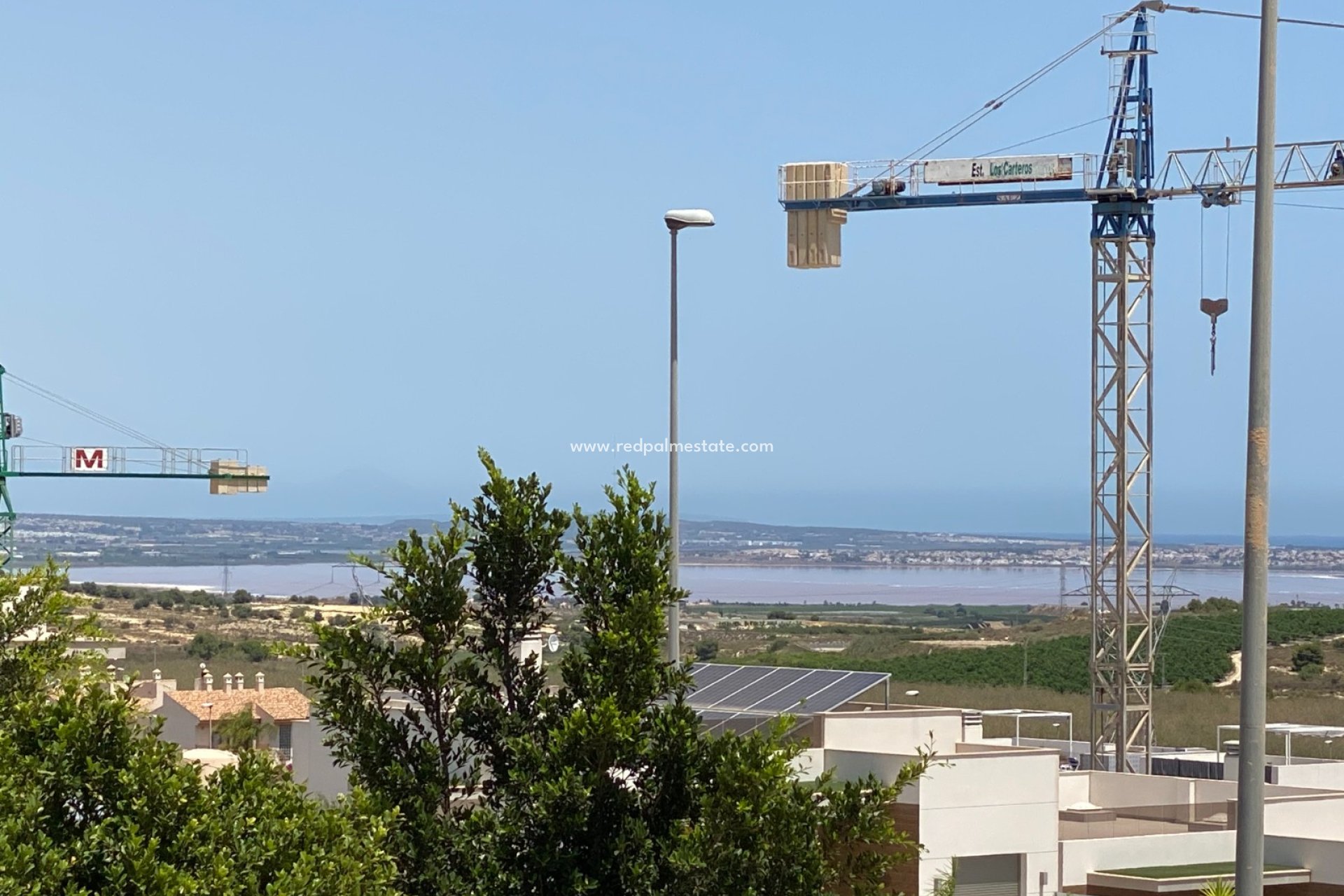 Återförsäljning - Fristående villa -
San Miguel de Salinas - Inland