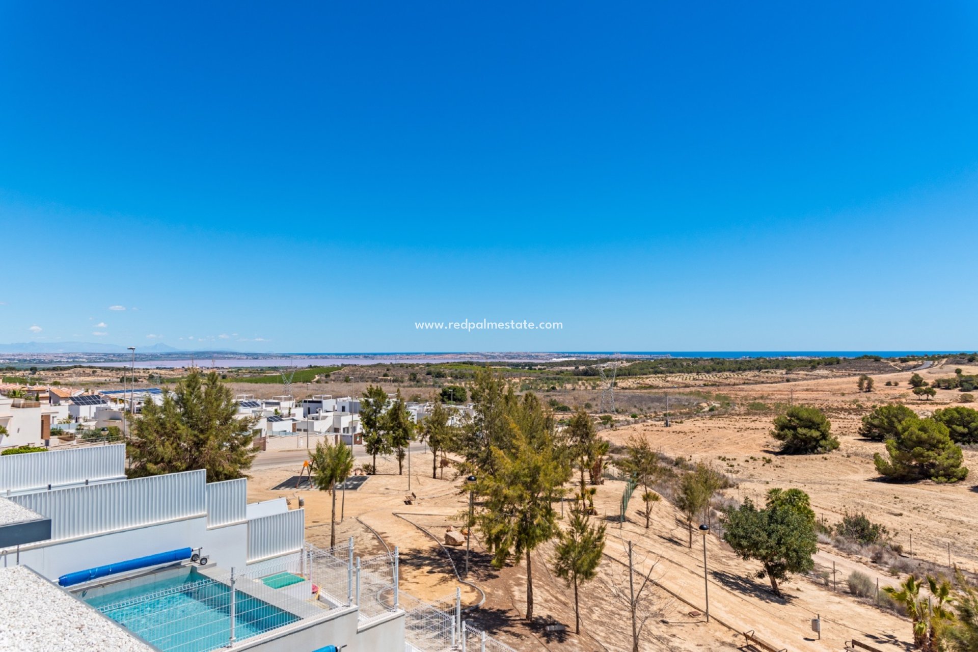 Återförsäljning - Fristående villa -
San Miguel de Salinas - Inland