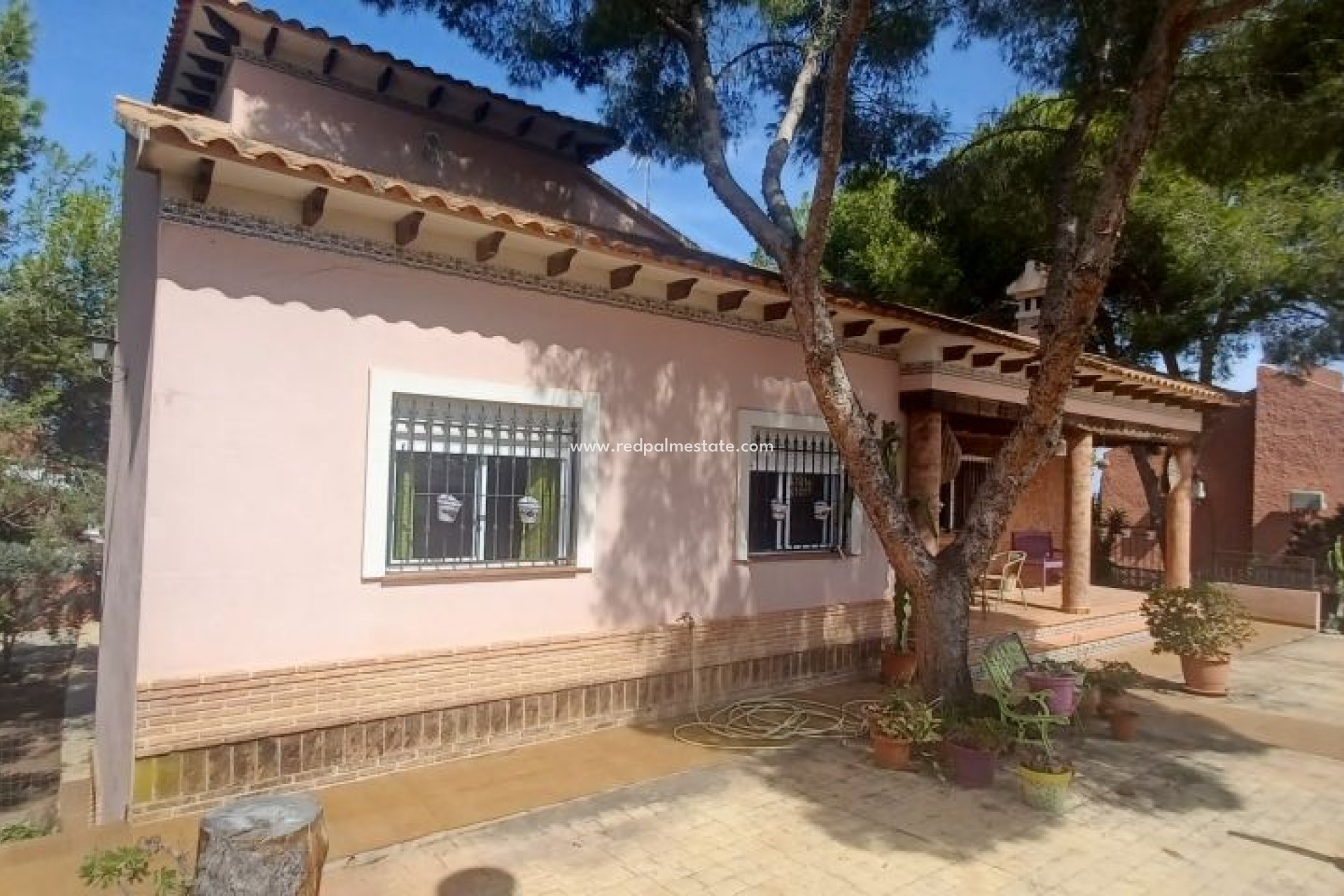 Återförsäljning - Fristående villa -
San Miguel de Salinas - Inland