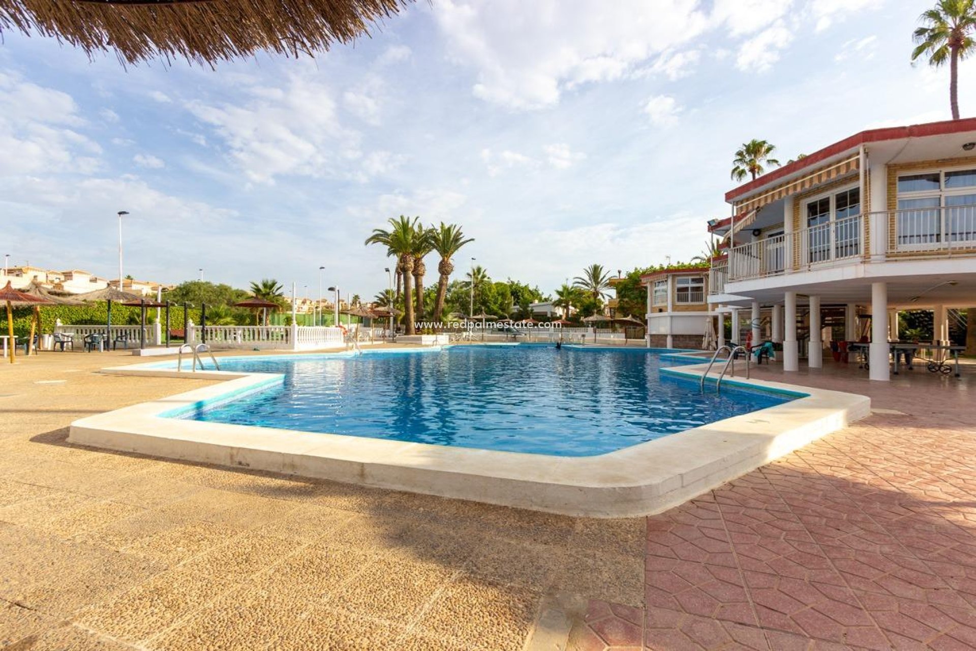 Återförsäljning - Fristående villa -
Torrevieja - Aguas nuevas 1