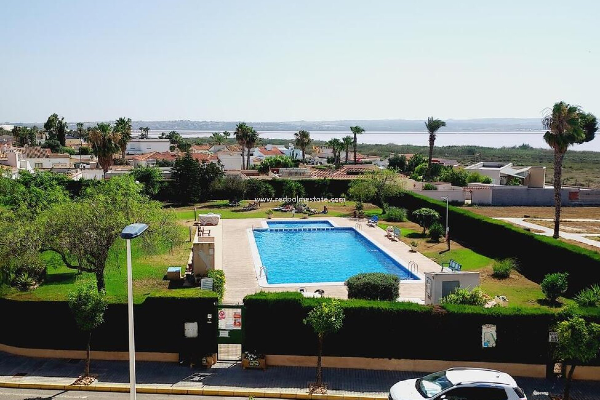 Återförsäljning - Fristående villa -
Torrevieja - BAÑOS DE EUROPA LAS TORRETAS